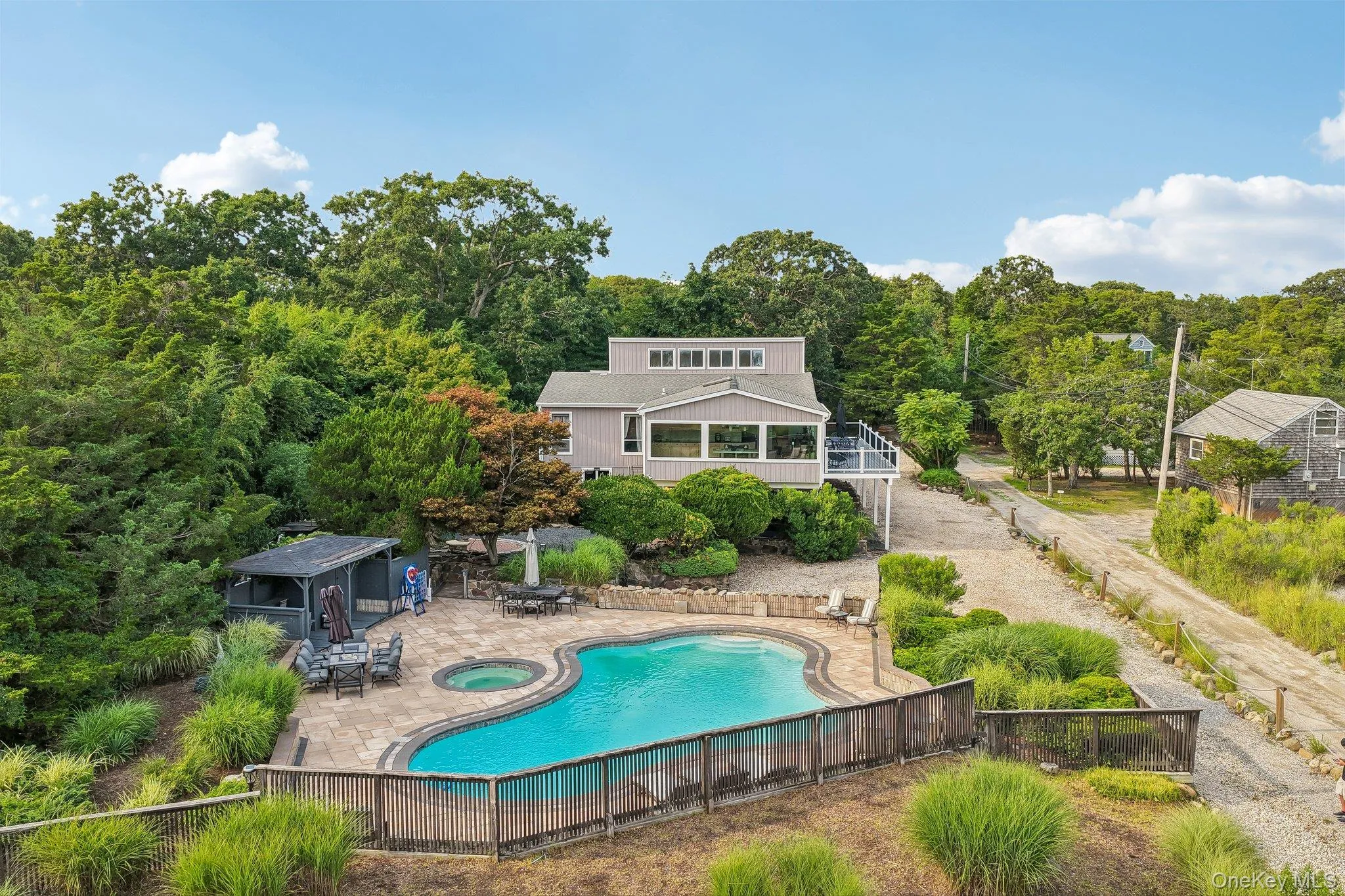 588 E. Long Beach Road, Smithtown, NY, 4 Bedrooms Bedrooms, 9 Rooms Rooms,3 BathroomsBathrooms,Residential,For Rent,E. Long Beach,0,1038256 588 E. Long Beach Road, Smithtown, NY, 4 Bedrooms Bedrooms, 9 Rooms Rooms,3 BathroomsBathrooms,Residential,For Rent,E. Long Beach,0,1038256