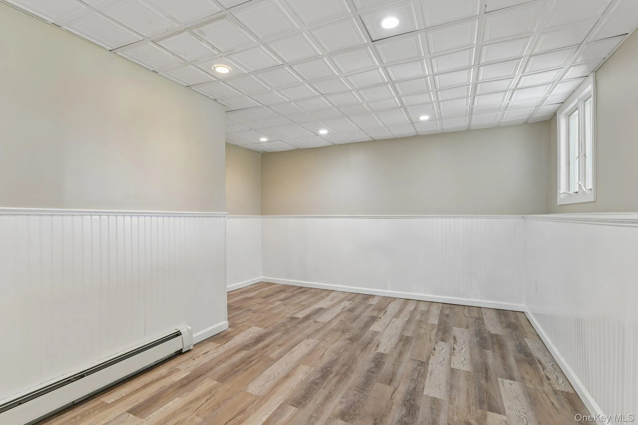 588 E. Long Beach Road, Smithtown, NY, 4 Bedrooms Bedrooms, 9 Rooms Rooms,3 BathroomsBathrooms,Residential,For Rent,E. Long Beach,0,1038256 588 E. Long Beach Road, Smithtown, NY, 4 Bedrooms Bedrooms, 9 Rooms Rooms,3 BathroomsBathrooms,Residential,For Rent,E. Long Beach,0,1038256