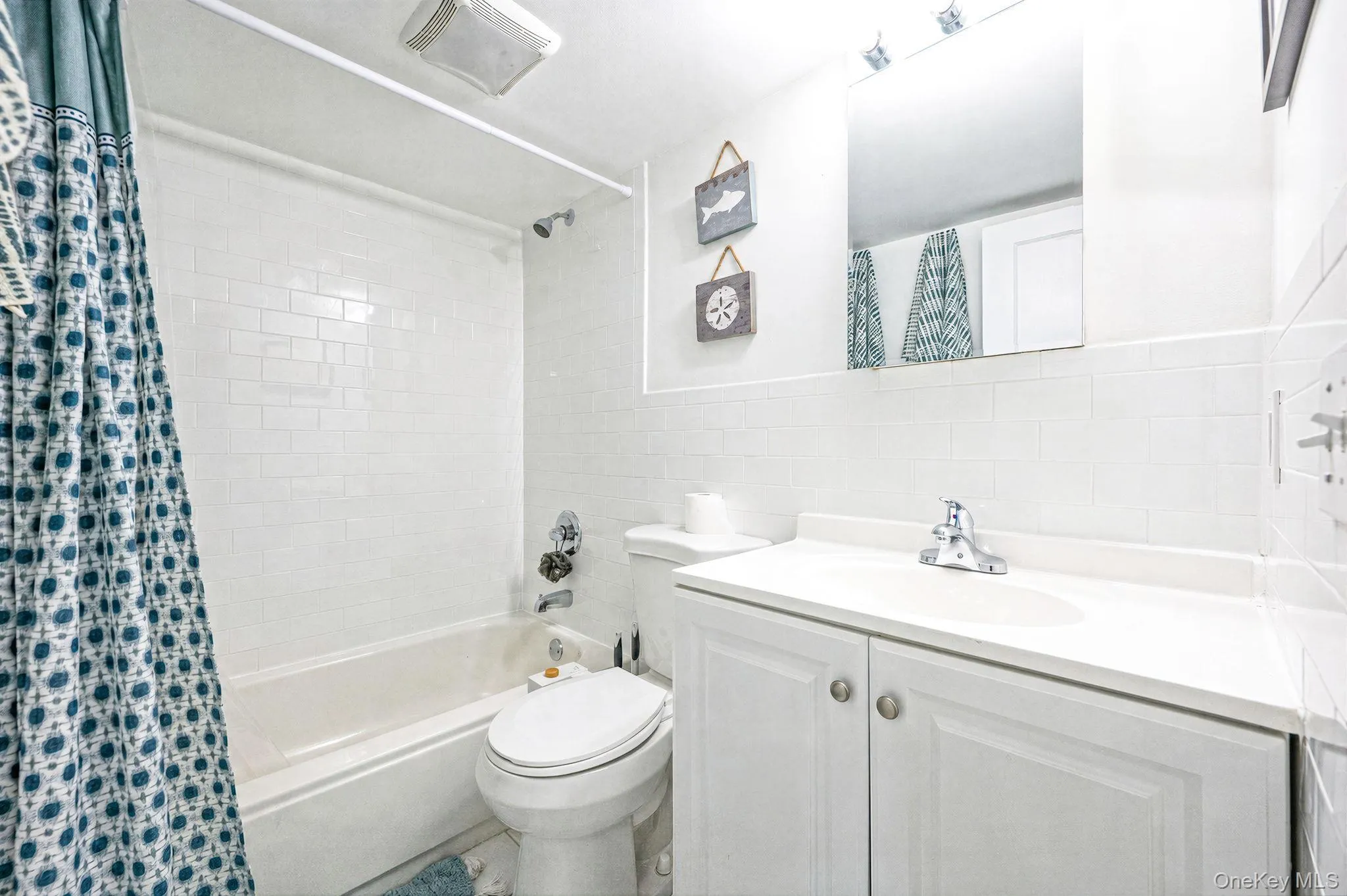 69 Hill Drive, Riverhead, NY, 3 Bedrooms Bedrooms, 6 Rooms Rooms,2 BathroomsBathrooms,Residential,For Rent,Hill,0,1038260 69 Hill Drive, Riverhead, NY, 3 Bedrooms Bedrooms, 6 Rooms Rooms,2 BathroomsBathrooms,Residential,For Rent,Hill,0,1038260