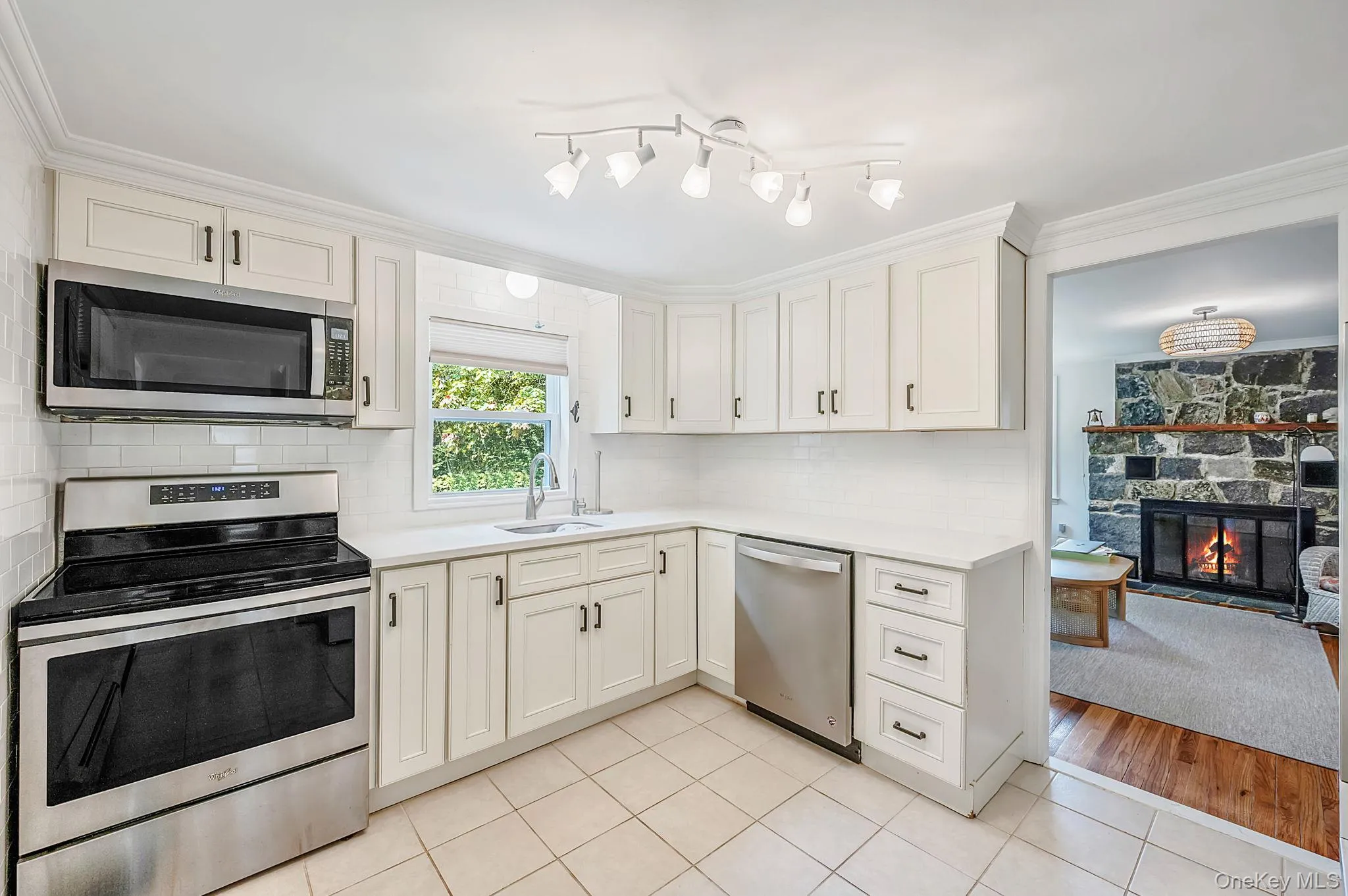 69 Hill Drive, Riverhead, NY, 3 Bedrooms Bedrooms, 6 Rooms Rooms,2 BathroomsBathrooms,Residential,For Rent,Hill,0,1038260 69 Hill Drive, Riverhead, NY, 3 Bedrooms Bedrooms, 6 Rooms Rooms,2 BathroomsBathrooms,Residential,For Rent,Hill,0,1038260