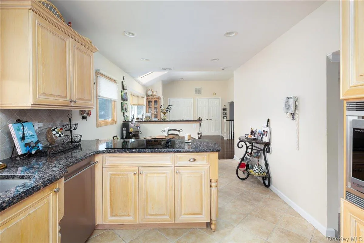 19 Jerold Street, Oyster Bay, NY, 3 Bedrooms Bedrooms, 9 Rooms Rooms,1 BathroomBathrooms,Residential,For Rent,Jerold,0,1038262 19 Jerold Street, Oyster Bay, NY, 3 Bedrooms Bedrooms, 9 Rooms Rooms,1 BathroomBathrooms,Residential,For Rent,Jerold,0,1038262