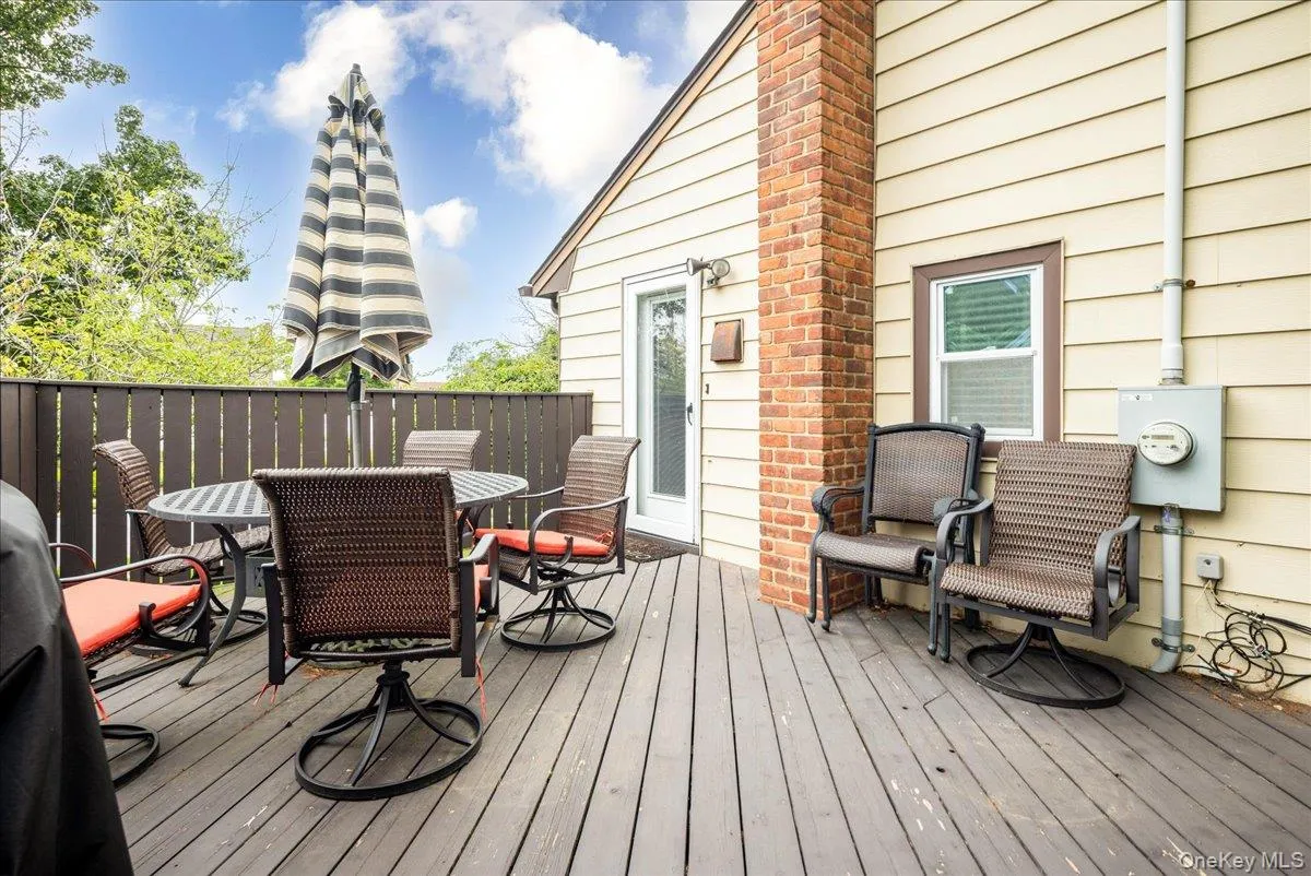 19 Jerold Street, Oyster Bay, NY, 3 Bedrooms Bedrooms, 9 Rooms Rooms,1 BathroomBathrooms,Residential,For Rent,Jerold,0,1038262 19 Jerold Street, Oyster Bay, NY, 3 Bedrooms Bedrooms, 9 Rooms Rooms,1 BathroomBathrooms,Residential,For Rent,Jerold,0,1038262