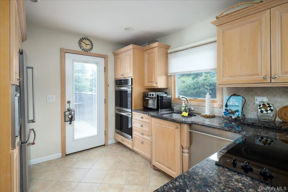 19 Jerold Street, Oyster Bay, NY, 3 Bedrooms Bedrooms, 9 Rooms Rooms,1 BathroomBathrooms,Residential,For Rent,Jerold,0,1038262 19 Jerold Street, Oyster Bay, NY, 3 Bedrooms Bedrooms, 9 Rooms Rooms,1 BathroomBathrooms,Residential,For Rent,Jerold,0,1038262