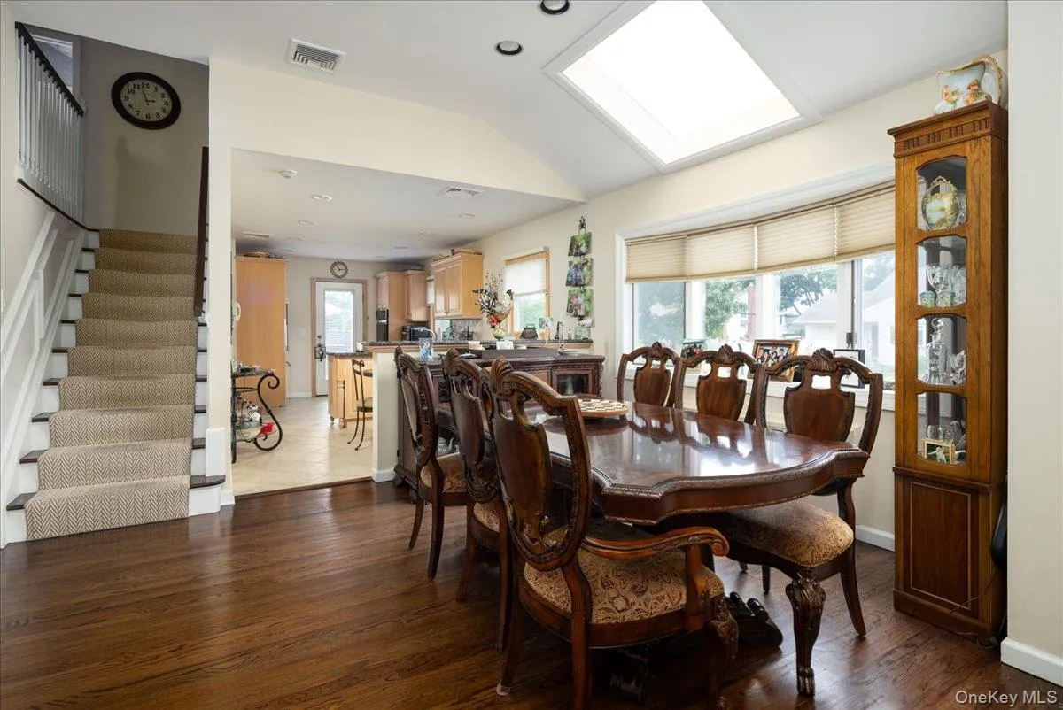 19 Jerold Street, Oyster Bay, NY, 3 Bedrooms Bedrooms, 9 Rooms Rooms,1 BathroomBathrooms,Residential,For Rent,Jerold,0,1038262 19 Jerold Street, Oyster Bay, NY, 3 Bedrooms Bedrooms, 9 Rooms Rooms,1 BathroomBathrooms,Residential,For Rent,Jerold,0,1038262