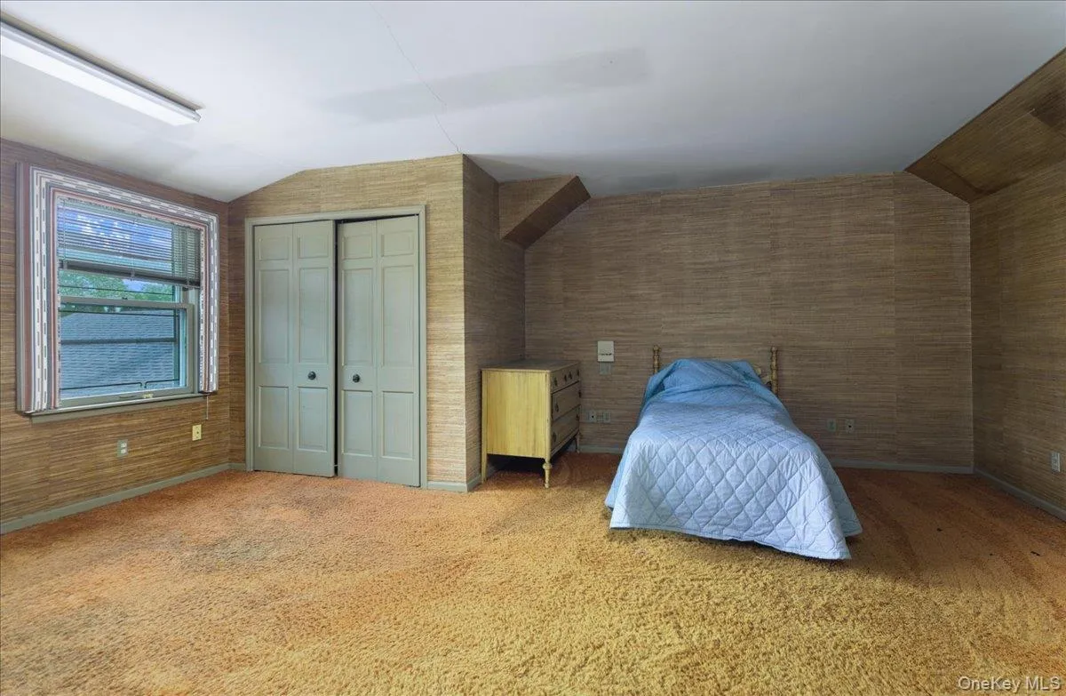 3 The Moor, Islip, NY, 4 Bedrooms Bedrooms, 11 Rooms Rooms,4 BathroomsBathrooms,Residential,For Rent,The Moor,0,1038263 3 The Moor, Islip, NY, 4 Bedrooms Bedrooms, 11 Rooms Rooms,4 BathroomsBathrooms,Residential,For Rent,The Moor,0,1038263