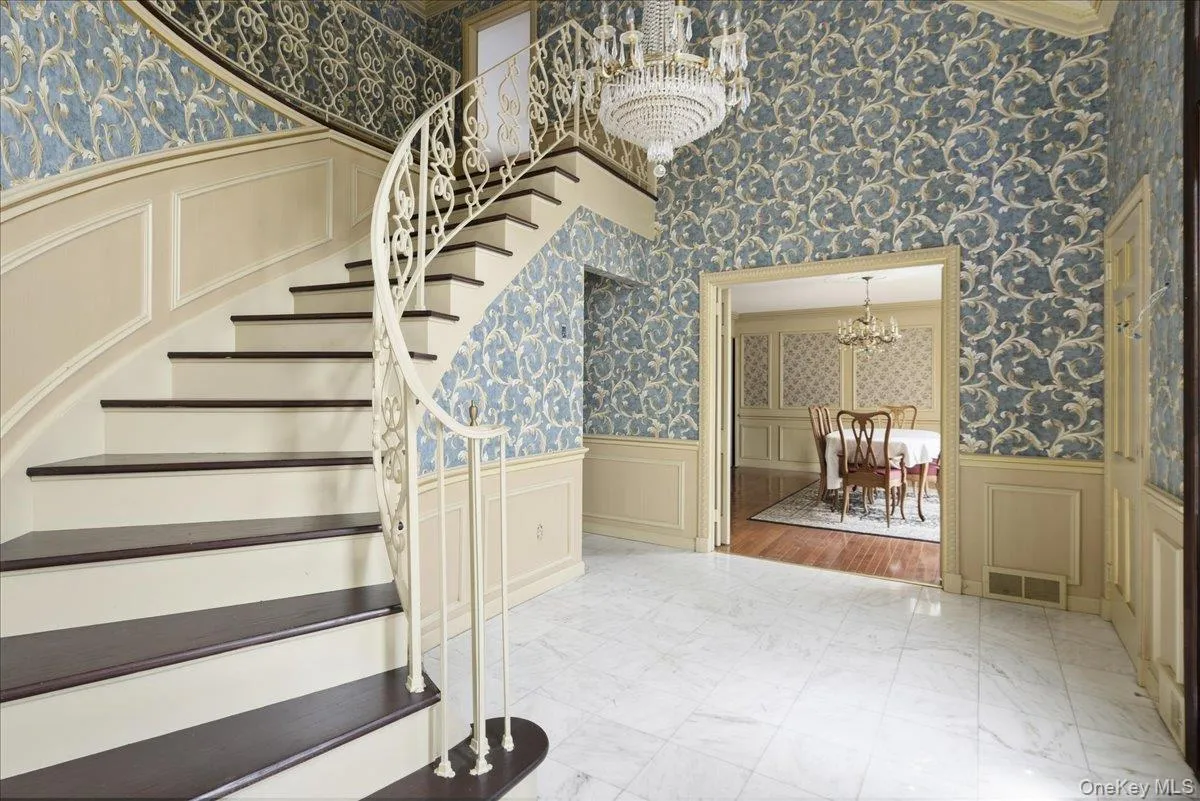 3 The Moor, Islip, NY, 4 Bedrooms Bedrooms, 11 Rooms Rooms,4 BathroomsBathrooms,Residential,For Rent,The Moor,0,1038263 3 The Moor, Islip, NY, 4 Bedrooms Bedrooms, 11 Rooms Rooms,4 BathroomsBathrooms,Residential,For Rent,The Moor,0,1038263
