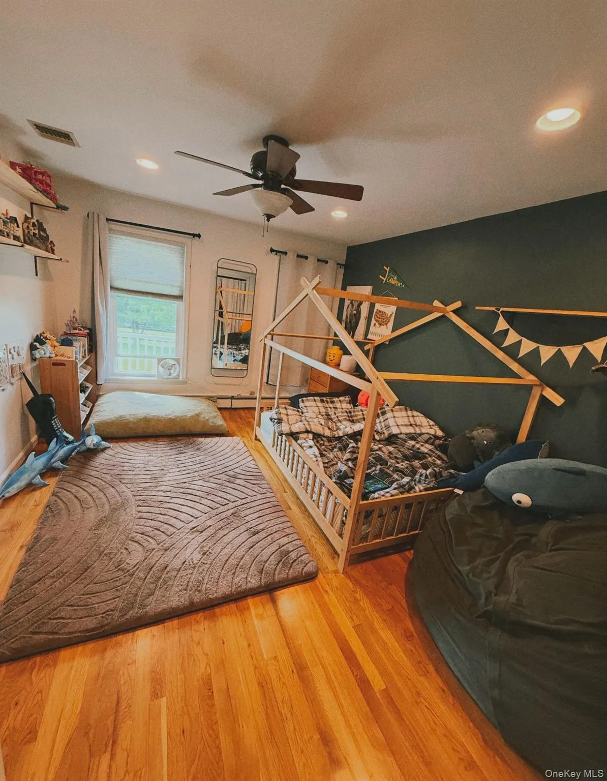 39 Blooms Corners Road, Warwick (town), NY, 2 Bedrooms Bedrooms, 6 Rooms Rooms,1 BathroomBathrooms,Residential Lease,For Rent,Blooms Corners,0,1038266 39 Blooms Corners Road, Warwick (town), NY, 2 Bedrooms Bedrooms, 6 Rooms Rooms,1 BathroomBathrooms,Residential Lease,For Rent,Blooms Corners,0,1038266