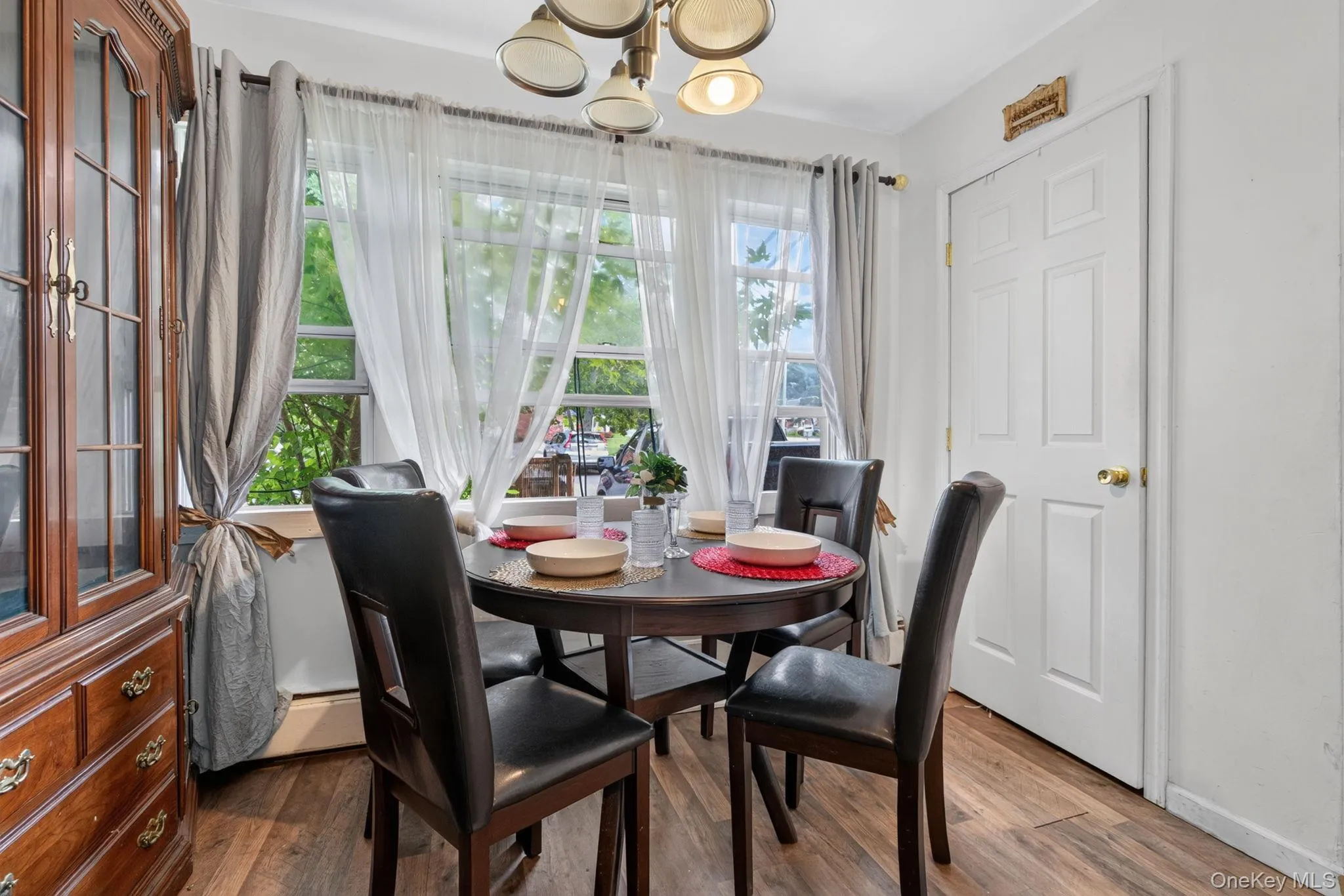 50 Hampton Court, Middletown, NY, 3 Bedrooms Bedrooms, 5 Rooms Rooms,1 BathroomBathrooms,Residential,For Rent,Hampton,0,1038267 50 Hampton Court, Middletown, NY, 3 Bedrooms Bedrooms, 5 Rooms Rooms,1 BathroomBathrooms,Residential,For Rent,Hampton,0,1038267