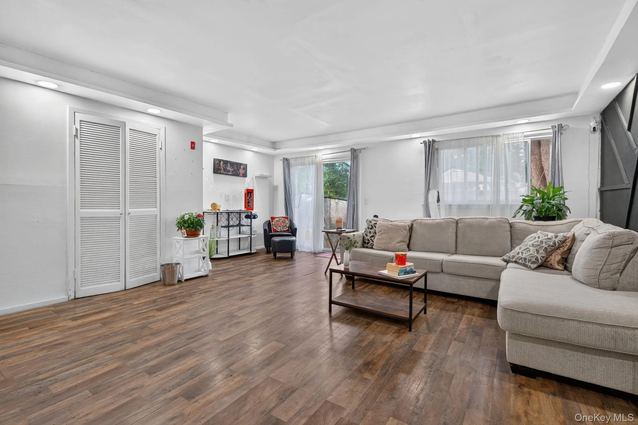 50 Hampton Court, Middletown, NY, 3 Bedrooms Bedrooms, 5 Rooms Rooms,1 BathroomBathrooms,Residential,For Rent,Hampton,0,1038267 50 Hampton Court, Middletown, NY, 3 Bedrooms Bedrooms, 5 Rooms Rooms,1 BathroomBathrooms,Residential,For Rent,Hampton,0,1038267