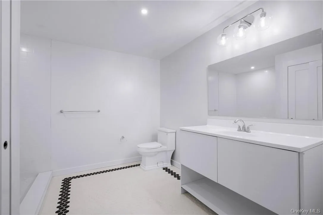 139 Fifth Avenue, Pelham, NY, 2 Bedrooms Bedrooms, 4 Rooms Rooms,2 BathroomsBathrooms,Residential Lease,For Rent,Fifth,0,1038268 139 Fifth Avenue, Pelham, NY, 2 Bedrooms Bedrooms, 4 Rooms Rooms,2 BathroomsBathrooms,Residential Lease,For Rent,Fifth,0,1038268