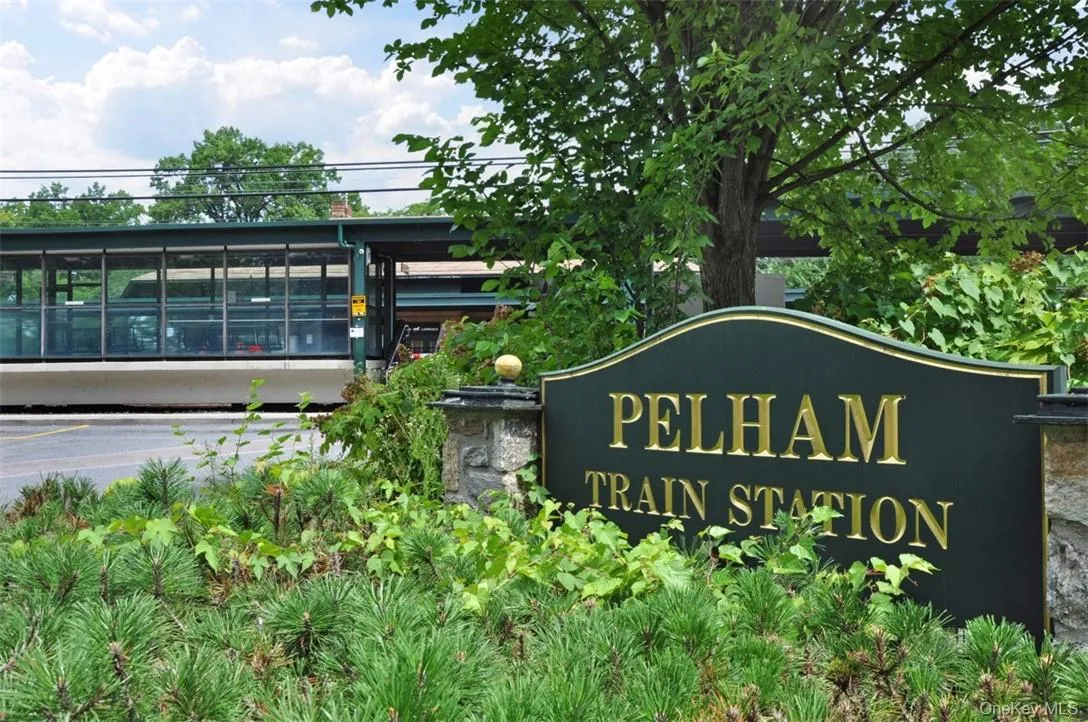 139 Fifth Avenue, Pelham, NY, 2 Bedrooms Bedrooms, 4 Rooms Rooms,2 BathroomsBathrooms,Residential Lease,For Rent,Fifth,0,1038268 139 Fifth Avenue, Pelham, NY, 2 Bedrooms Bedrooms, 4 Rooms Rooms,2 BathroomsBathrooms,Residential Lease,For Rent,Fifth,0,1038268