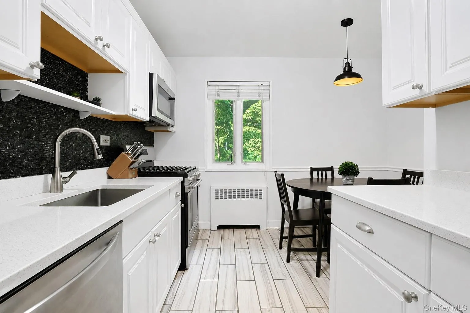 685 Hillside, Greenburgh, NY, 2 Bedrooms Bedrooms, 4 Rooms Rooms,1 BathroomBathrooms,Residential,For Rent,Hillside,0,1038269 685 Hillside, Greenburgh, NY, 2 Bedrooms Bedrooms, 4 Rooms Rooms,1 BathroomBathrooms,Residential,For Rent,Hillside,0,1038269