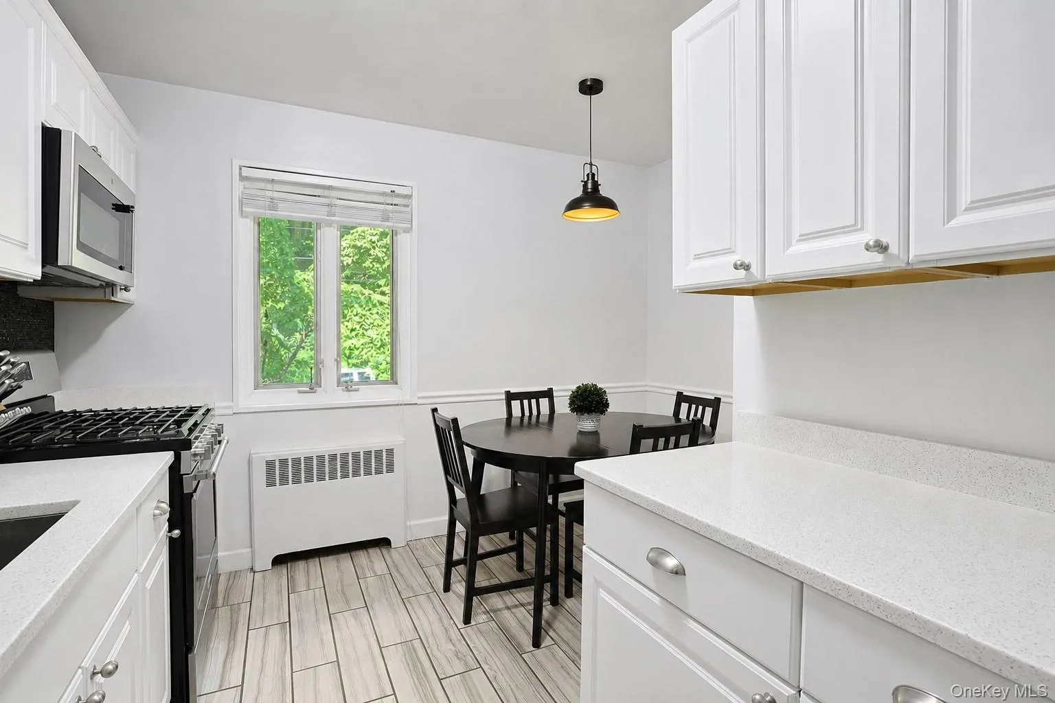 685 Hillside, Greenburgh, NY, 2 Bedrooms Bedrooms, 4 Rooms Rooms,1 BathroomBathrooms,Residential,For Rent,Hillside,0,1038269 685 Hillside, Greenburgh, NY, 2 Bedrooms Bedrooms, 4 Rooms Rooms,1 BathroomBathrooms,Residential,For Rent,Hillside,0,1038269