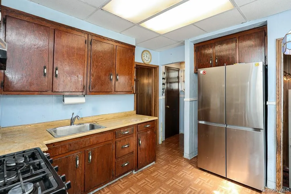 114-51 114th Street, New York, NY, 3 Bedrooms Bedrooms, 6 Rooms Rooms,1 BathroomBathrooms,Residential,For Rent,114th,0,1038270 114-51 114th Street, New York, NY, 3 Bedrooms Bedrooms, 6 Rooms Rooms,1 BathroomBathrooms,Residential,For Rent,114th,0,1038270