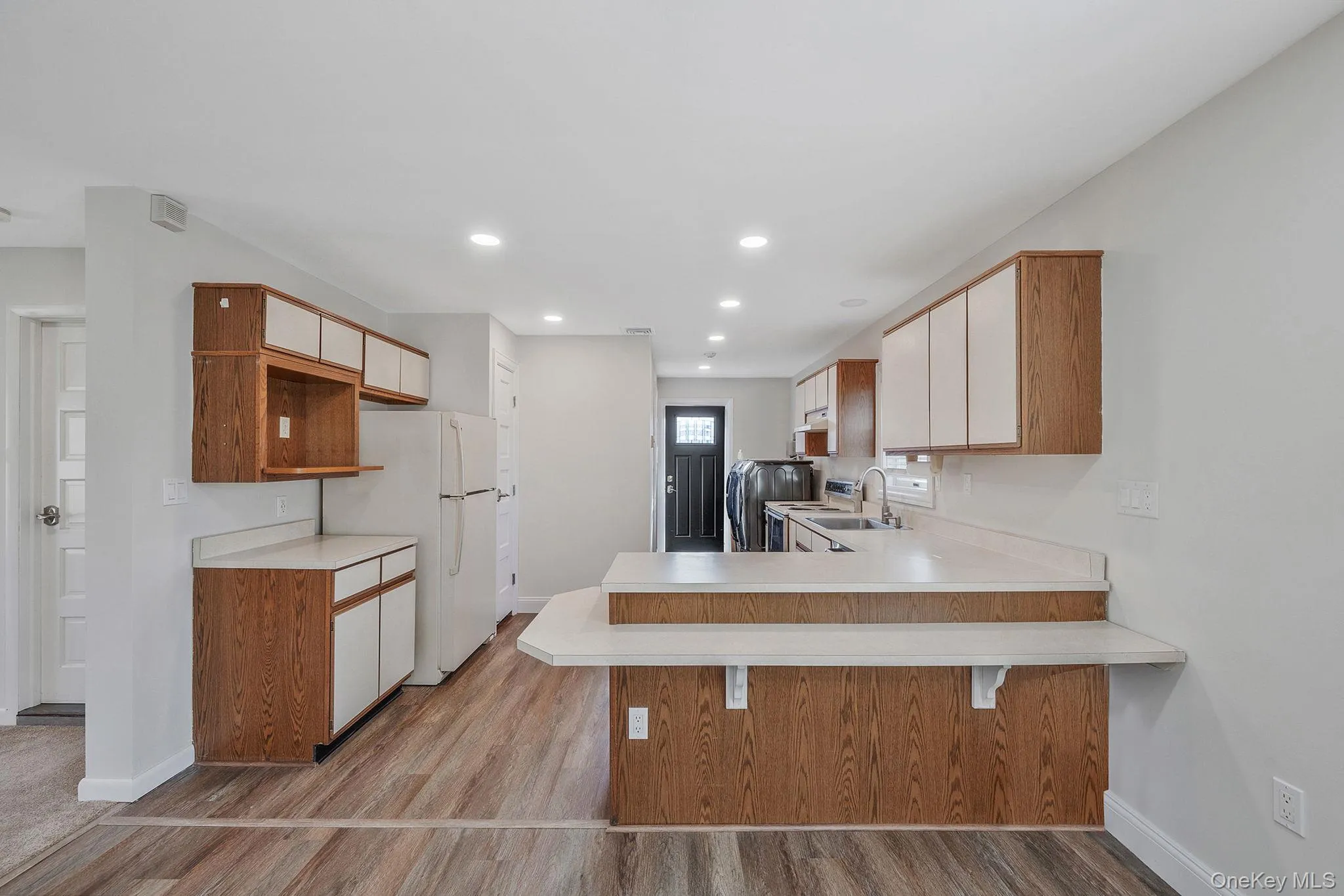 72 Locust Avenue, Islip, NY, 3 Bedrooms Bedrooms, 5 Rooms Rooms,2 BathroomsBathrooms,Residential,For Rent,Locust,0,1038275 72 Locust Avenue, Islip, NY, 3 Bedrooms Bedrooms, 5 Rooms Rooms,2 BathroomsBathrooms,Residential,For Rent,Locust,0,1038275