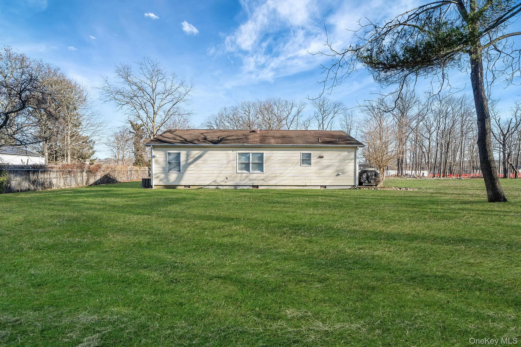 72 Locust Avenue, Islip, NY, 3 Bedrooms Bedrooms, 5 Rooms Rooms,2 BathroomsBathrooms,Residential,For Rent,Locust,0,1038275 72 Locust Avenue, Islip, NY, 3 Bedrooms Bedrooms, 5 Rooms Rooms,2 BathroomsBathrooms,Residential,For Rent,Locust,0,1038275