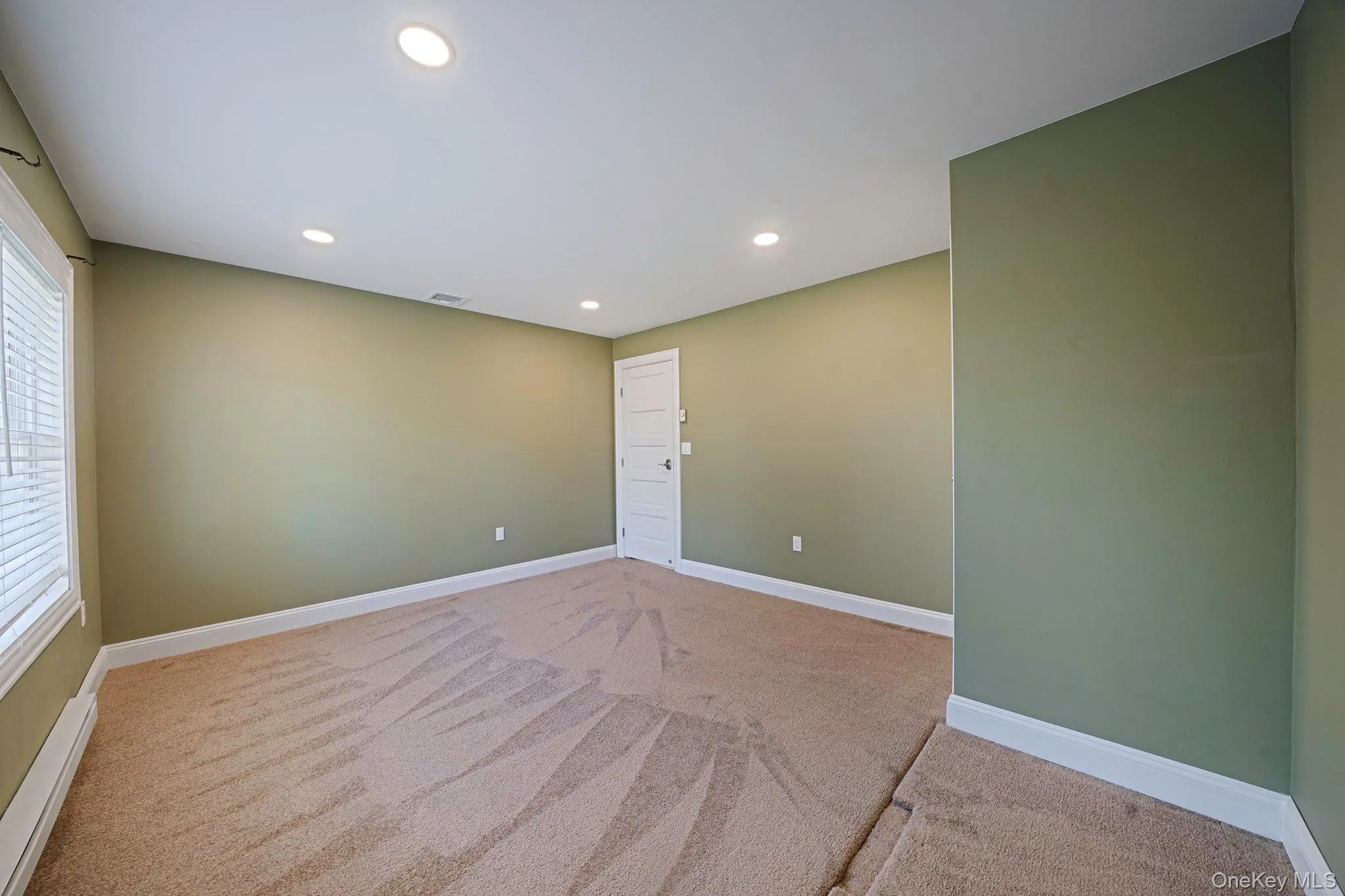 72 Locust Avenue, Islip, NY, 3 Bedrooms Bedrooms, 5 Rooms Rooms,2 BathroomsBathrooms,Residential,For Rent,Locust,0,1038275 72 Locust Avenue, Islip, NY, 3 Bedrooms Bedrooms, 5 Rooms Rooms,2 BathroomsBathrooms,Residential,For Rent,Locust,0,1038275