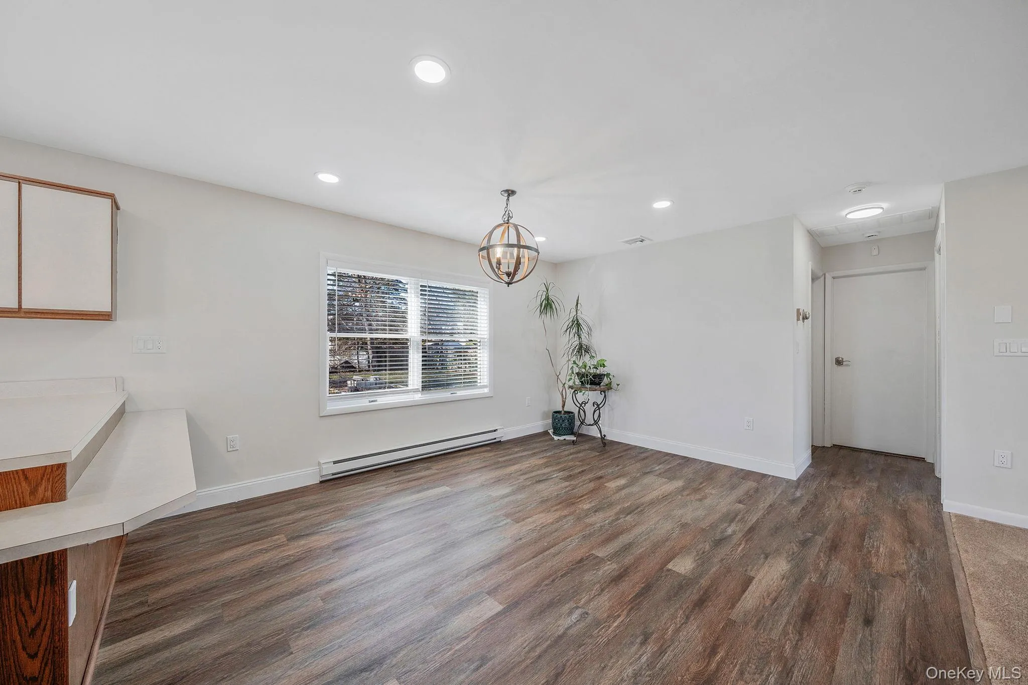 72 Locust Avenue, Islip, NY, 3 Bedrooms Bedrooms, 5 Rooms Rooms,2 BathroomsBathrooms,Residential,For Rent,Locust,0,1038275 72 Locust Avenue, Islip, NY, 3 Bedrooms Bedrooms, 5 Rooms Rooms,2 BathroomsBathrooms,Residential,For Rent,Locust,0,1038275