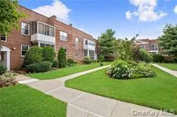 285 Central Avenue, Hempstead, NY, 2 Room Rooms,1 BathroomBathrooms,Residential Lease,For Rent,Central,0,1038277 285 Central Avenue, Hempstead, NY, 2 Room Rooms,1 BathroomBathrooms,Residential Lease,For Rent,Central,0,1038277