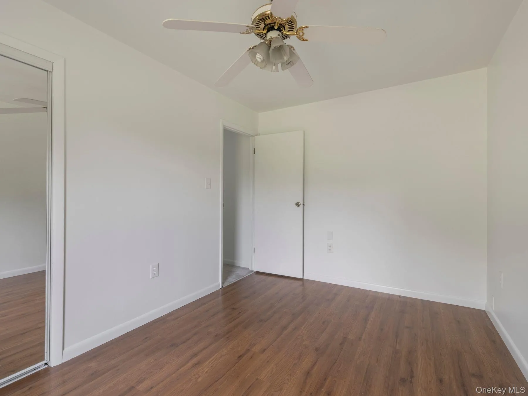 233 Queens Highway, Rochester, NY, 4 Bedrooms Bedrooms, 11 Rooms Rooms,2 BathroomsBathrooms,Residential,For Rent,Queens,0,1038282 233 Queens Highway, Rochester, NY, 4 Bedrooms Bedrooms, 11 Rooms Rooms,2 BathroomsBathrooms,Residential,For Rent,Queens,0,1038282