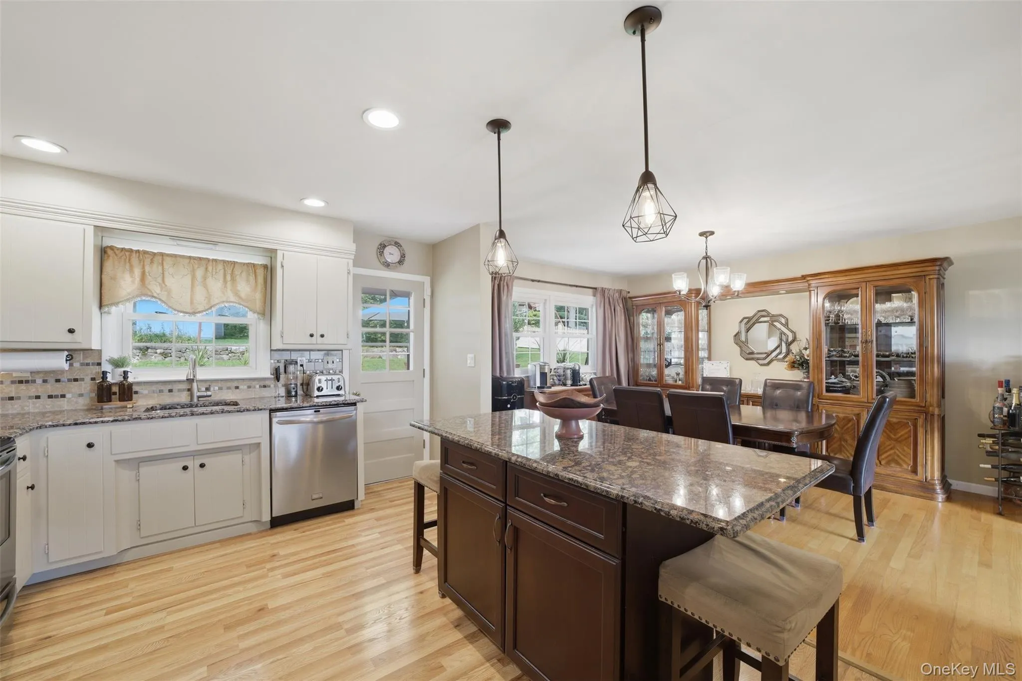 161 Geymer Drive, Carmel, NY, 3 Bedrooms Bedrooms, 7 Rooms Rooms,2 BathroomsBathrooms,Residential,For Rent,Geymer,0,1038286 161 Geymer Drive, Carmel, NY, 3 Bedrooms Bedrooms, 7 Rooms Rooms,2 BathroomsBathrooms,Residential,For Rent,Geymer,0,1038286
