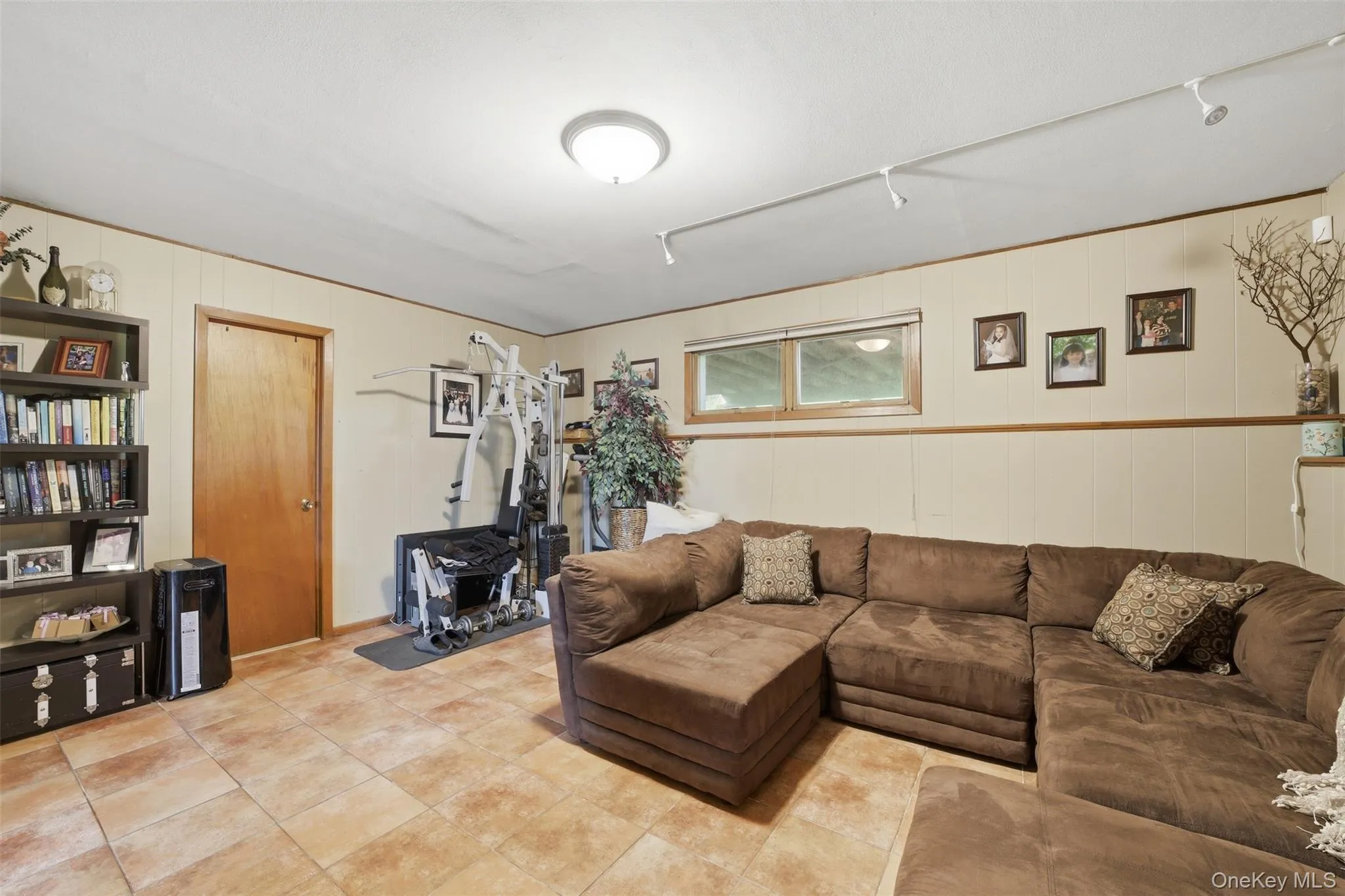 161 Geymer Drive, Carmel, NY, 3 Bedrooms Bedrooms, 7 Rooms Rooms,2 BathroomsBathrooms,Residential,For Rent,Geymer,0,1038286 161 Geymer Drive, Carmel, NY, 3 Bedrooms Bedrooms, 7 Rooms Rooms,2 BathroomsBathrooms,Residential,For Rent,Geymer,0,1038286