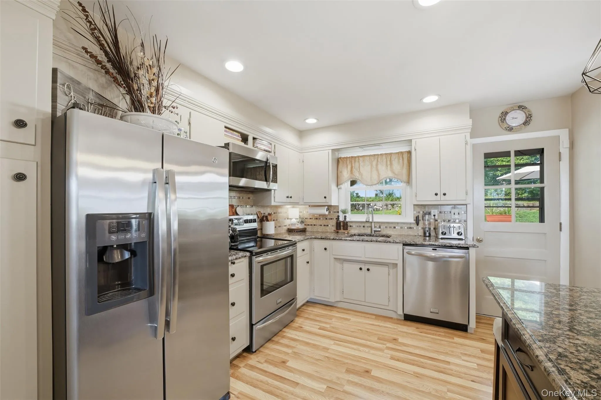 161 Geymer Drive, Carmel, NY, 3 Bedrooms Bedrooms, 7 Rooms Rooms,2 BathroomsBathrooms,Residential,For Rent,Geymer,0,1038286 161 Geymer Drive, Carmel, NY, 3 Bedrooms Bedrooms, 7 Rooms Rooms,2 BathroomsBathrooms,Residential,For Rent,Geymer,0,1038286