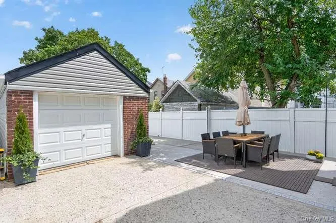 94-51 226th Street, Hempstead, NY, 3 Bedrooms Bedrooms, 6 Rooms Rooms,2 BathroomsBathrooms,Residential,For Rent,226th,0,1038289 94-51 226th Street, Hempstead, NY, 3 Bedrooms Bedrooms, 6 Rooms Rooms,2 BathroomsBathrooms,Residential,For Rent,226th,0,1038289