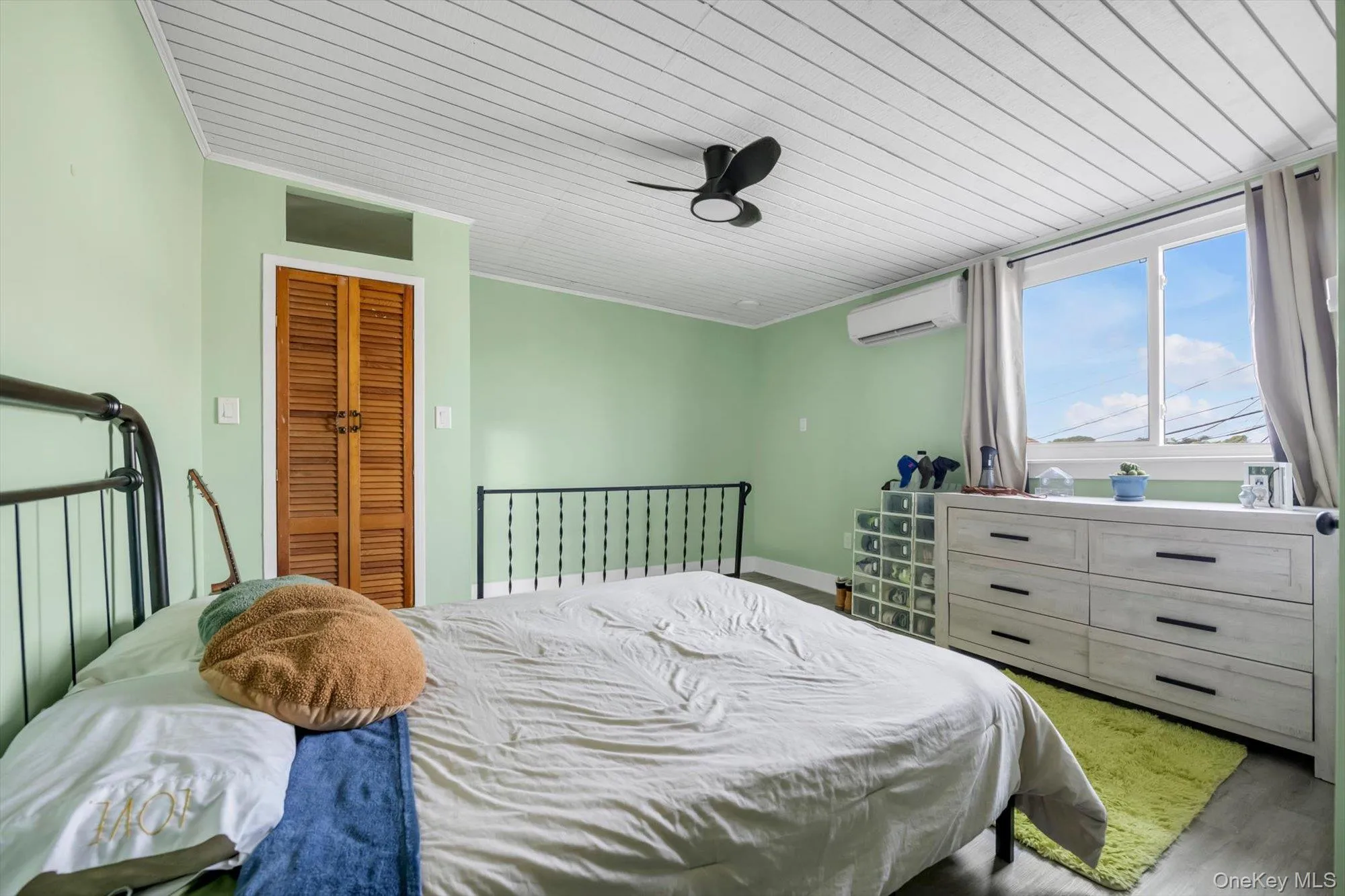 85 Edgewater Park Drive, New York, NY, 3 Bedrooms Bedrooms, 5 Rooms Rooms,1 BathroomBathrooms,Residential,For Rent,Edgewater Park,0,1038292 85 Edgewater Park Drive, New York, NY, 3 Bedrooms Bedrooms, 5 Rooms Rooms,1 BathroomBathrooms,Residential,For Rent,Edgewater Park,0,1038292
