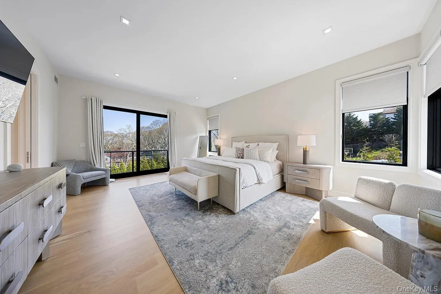 130 Highview Drive, Southampton, NY, 6 Bedrooms Bedrooms, 10 Rooms Rooms,6 BathroomsBathrooms,Residential Lease,For Rent,Highview,0,1038294 130 Highview Drive, Southampton, NY, 6 Bedrooms Bedrooms, 10 Rooms Rooms,6 BathroomsBathrooms,Residential Lease,For Rent,Highview,0,1038294