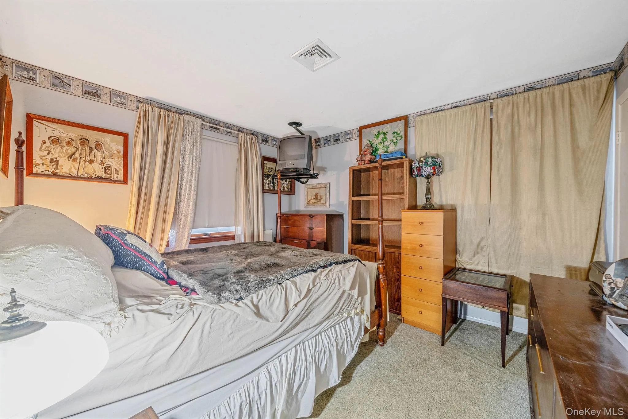 18 Wilson Street, Brookhaven, NY, 3 Bedrooms Bedrooms, 7 Rooms Rooms,2 BathroomsBathrooms,Residential,For Rent,Wilson,0,1038296 18 Wilson Street, Brookhaven, NY, 3 Bedrooms Bedrooms, 7 Rooms Rooms,2 BathroomsBathrooms,Residential,For Rent,Wilson,0,1038296