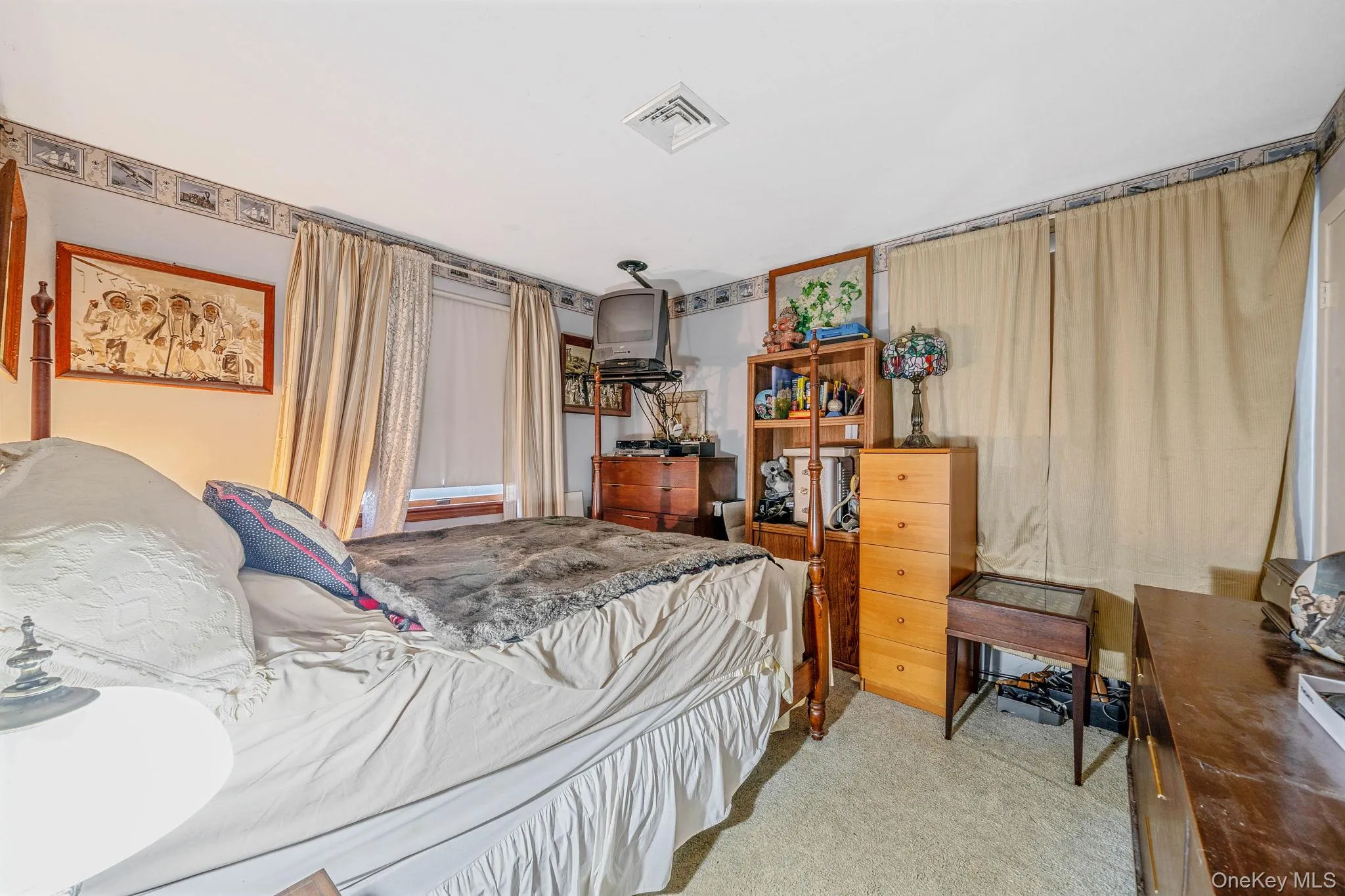 18 Wilson Street, Brookhaven, NY, 3 Bedrooms Bedrooms, 7 Rooms Rooms,2 BathroomsBathrooms,Residential,For Rent,Wilson,0,1038296 18 Wilson Street, Brookhaven, NY, 3 Bedrooms Bedrooms, 7 Rooms Rooms,2 BathroomsBathrooms,Residential,For Rent,Wilson,0,1038296
