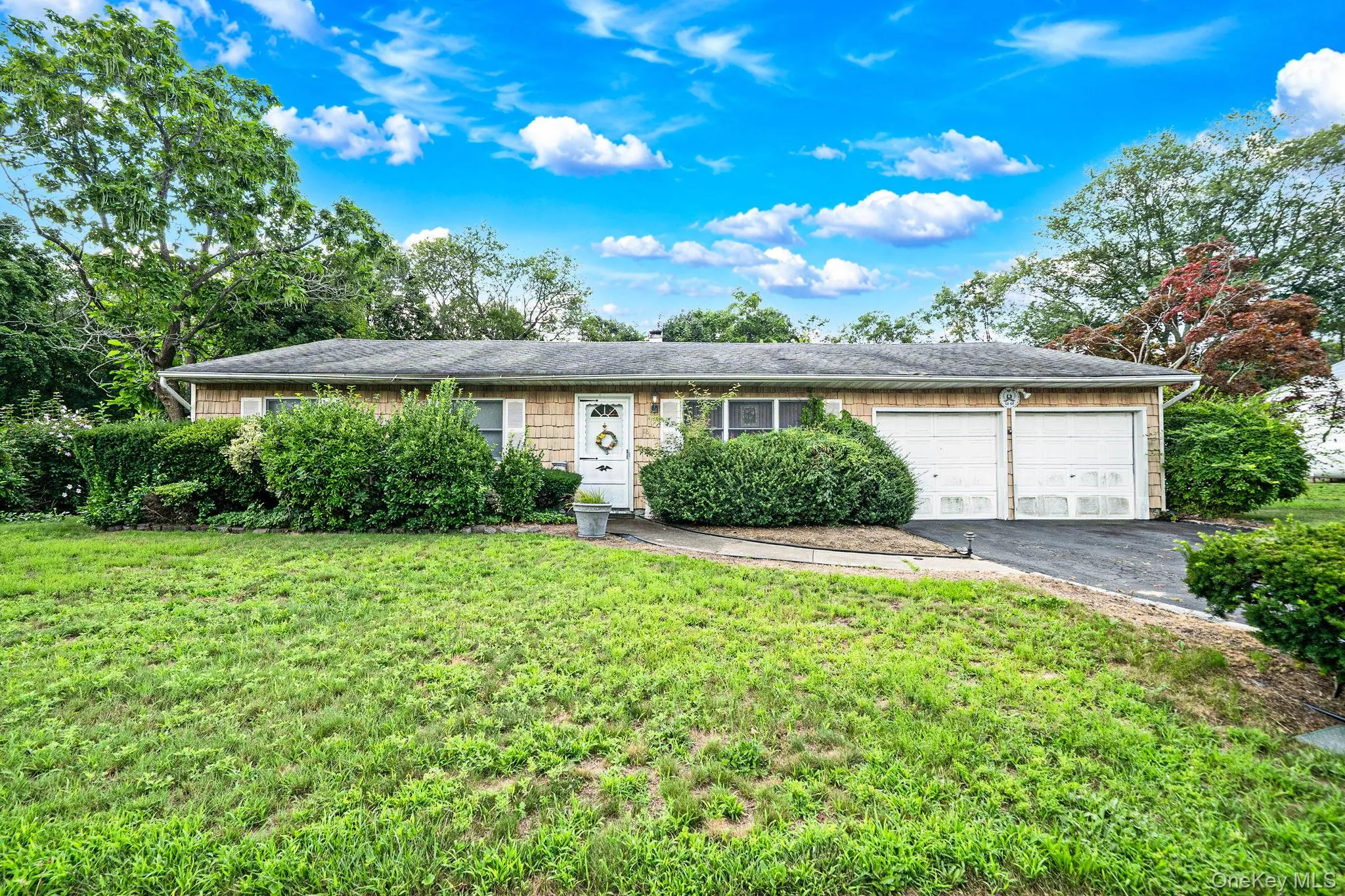 18 Wilson Street, Brookhaven, NY, 3 Bedrooms Bedrooms, 7 Rooms Rooms,2 BathroomsBathrooms,Residential,For Rent,Wilson,0,1038296 18 Wilson Street, Brookhaven, NY, 3 Bedrooms Bedrooms, 7 Rooms Rooms,2 BathroomsBathrooms,Residential,For Rent,Wilson,0,1038296