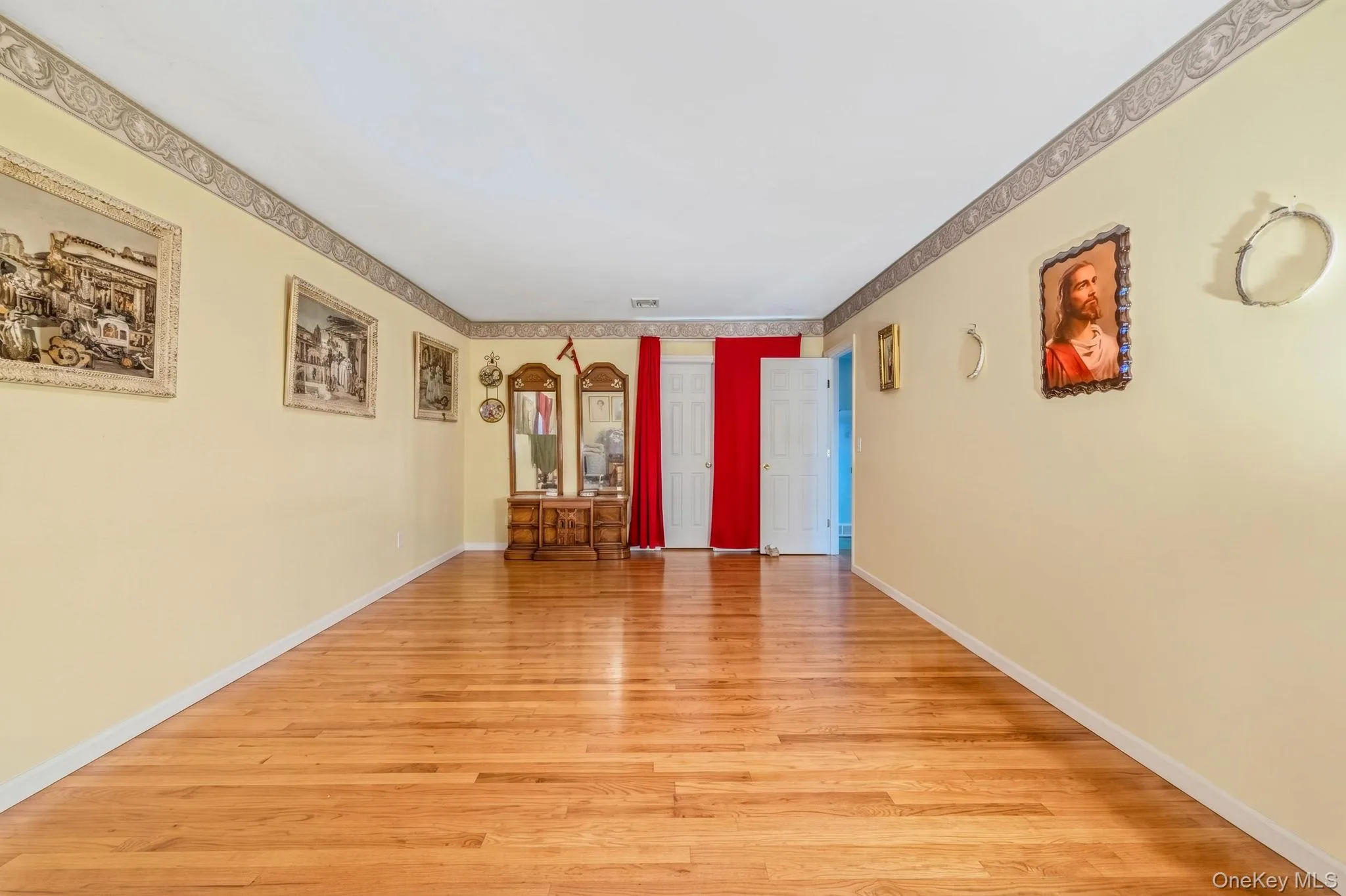 18 Wilson Street, Brookhaven, NY, 3 Bedrooms Bedrooms, 7 Rooms Rooms,2 BathroomsBathrooms,Residential,For Rent,Wilson,0,1038296 18 Wilson Street, Brookhaven, NY, 3 Bedrooms Bedrooms, 7 Rooms Rooms,2 BathroomsBathrooms,Residential,For Rent,Wilson,0,1038296