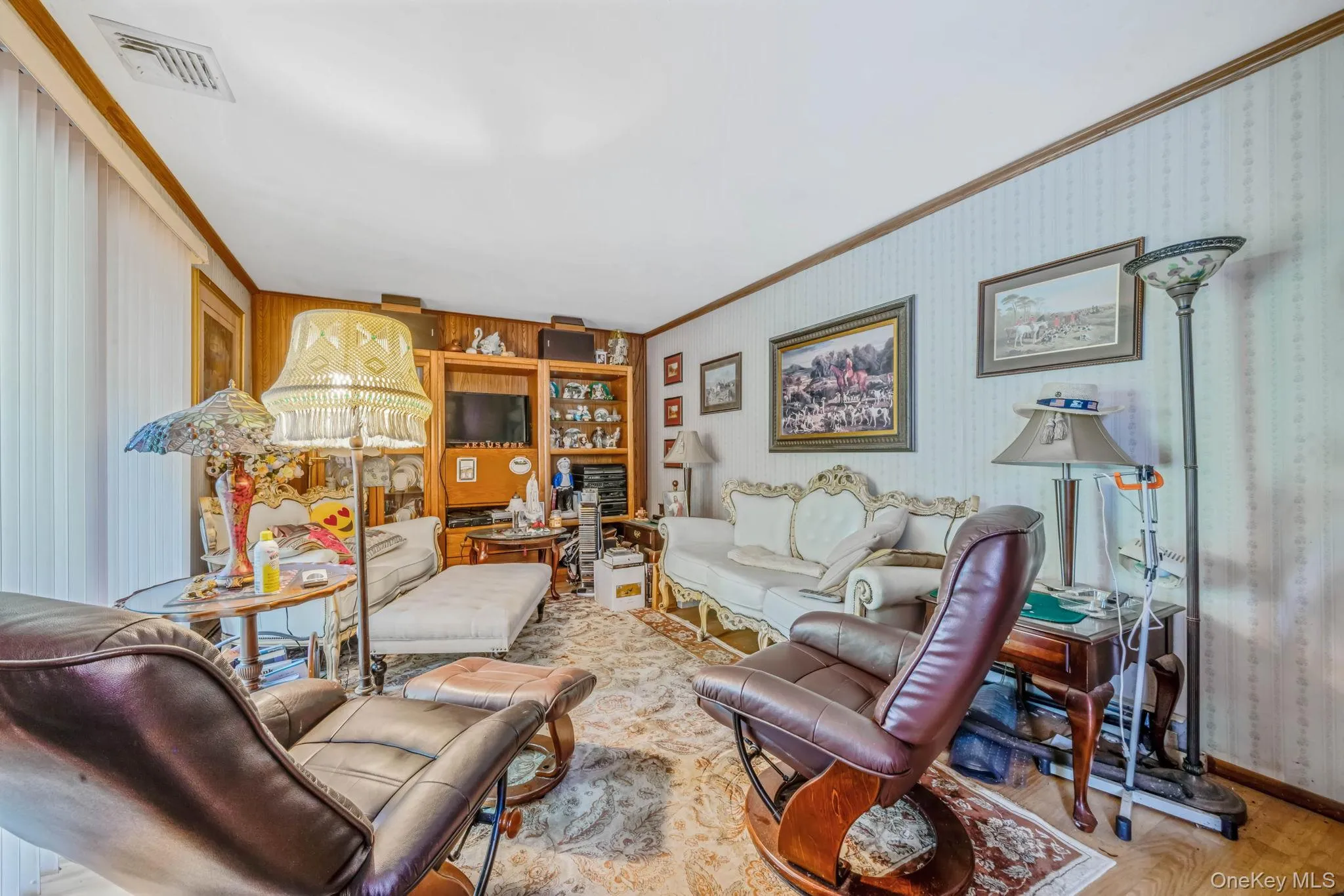 18 Wilson Street, Brookhaven, NY, 3 Bedrooms Bedrooms, 7 Rooms Rooms,2 BathroomsBathrooms,Residential,For Rent,Wilson,0,1038296 18 Wilson Street, Brookhaven, NY, 3 Bedrooms Bedrooms, 7 Rooms Rooms,2 BathroomsBathrooms,Residential,For Rent,Wilson,0,1038296