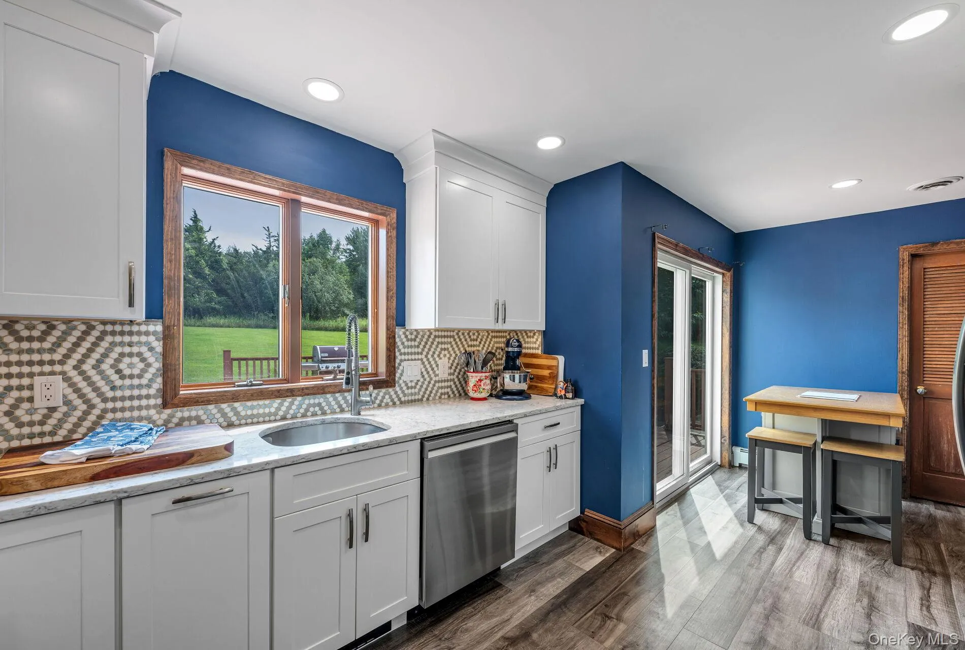 Modern Kitchen Modern Kitchen