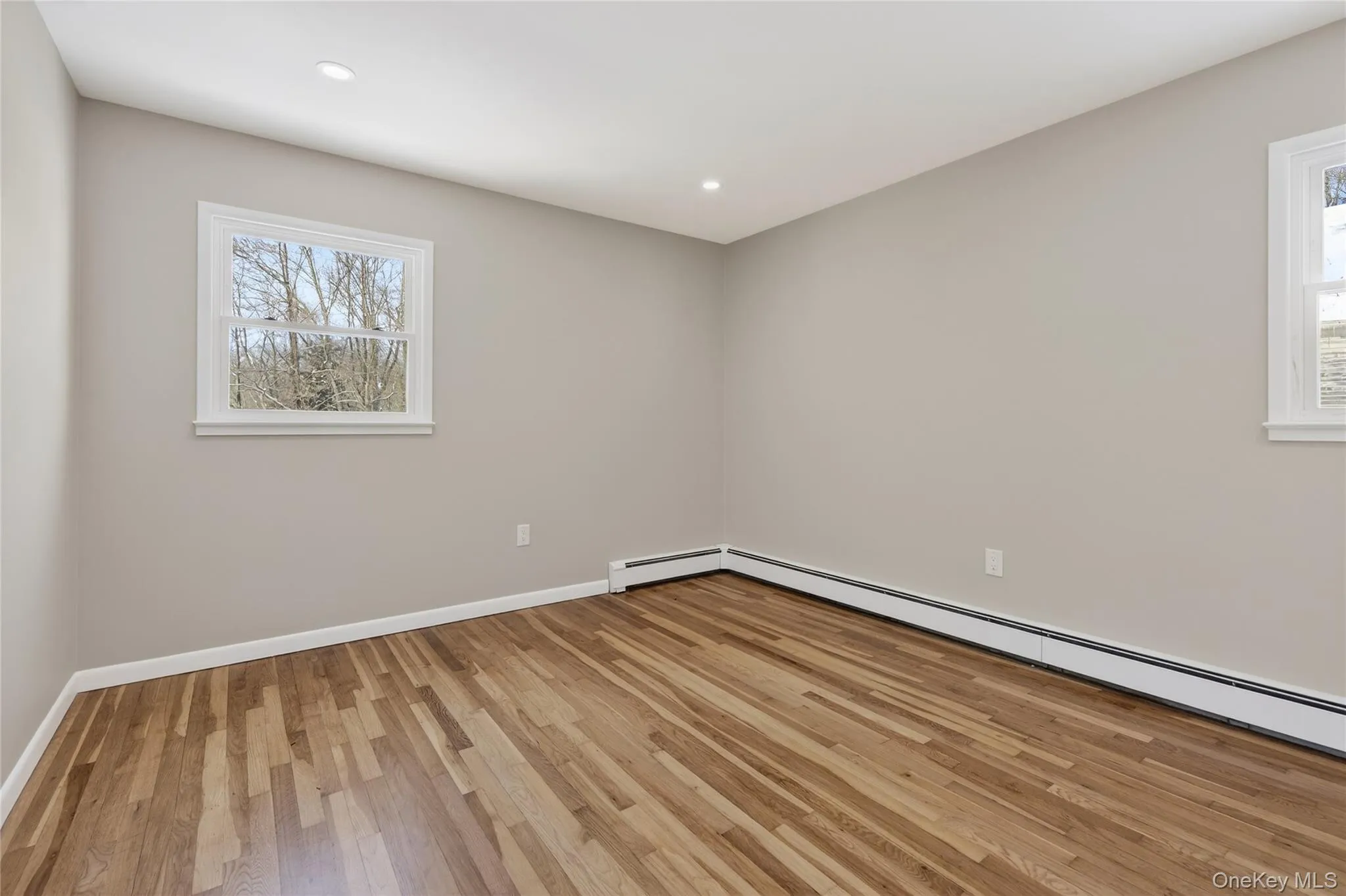 Recessed lighting, great natural light Recessed lighting, great natural light