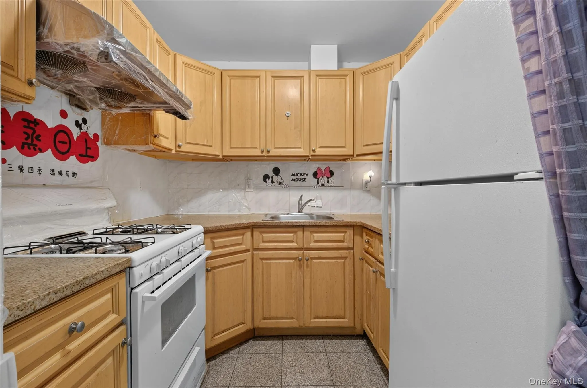138-10 35th Avenue, New York, NY, 3 Bedrooms Bedrooms, 6 Rooms Rooms,3 BathroomsBathrooms,Residential,For Rent,35th,0,1038301 138-10 35th Avenue, New York, NY, 3 Bedrooms Bedrooms, 6 Rooms Rooms,3 BathroomsBathrooms,Residential,For Rent,35th,0,1038301