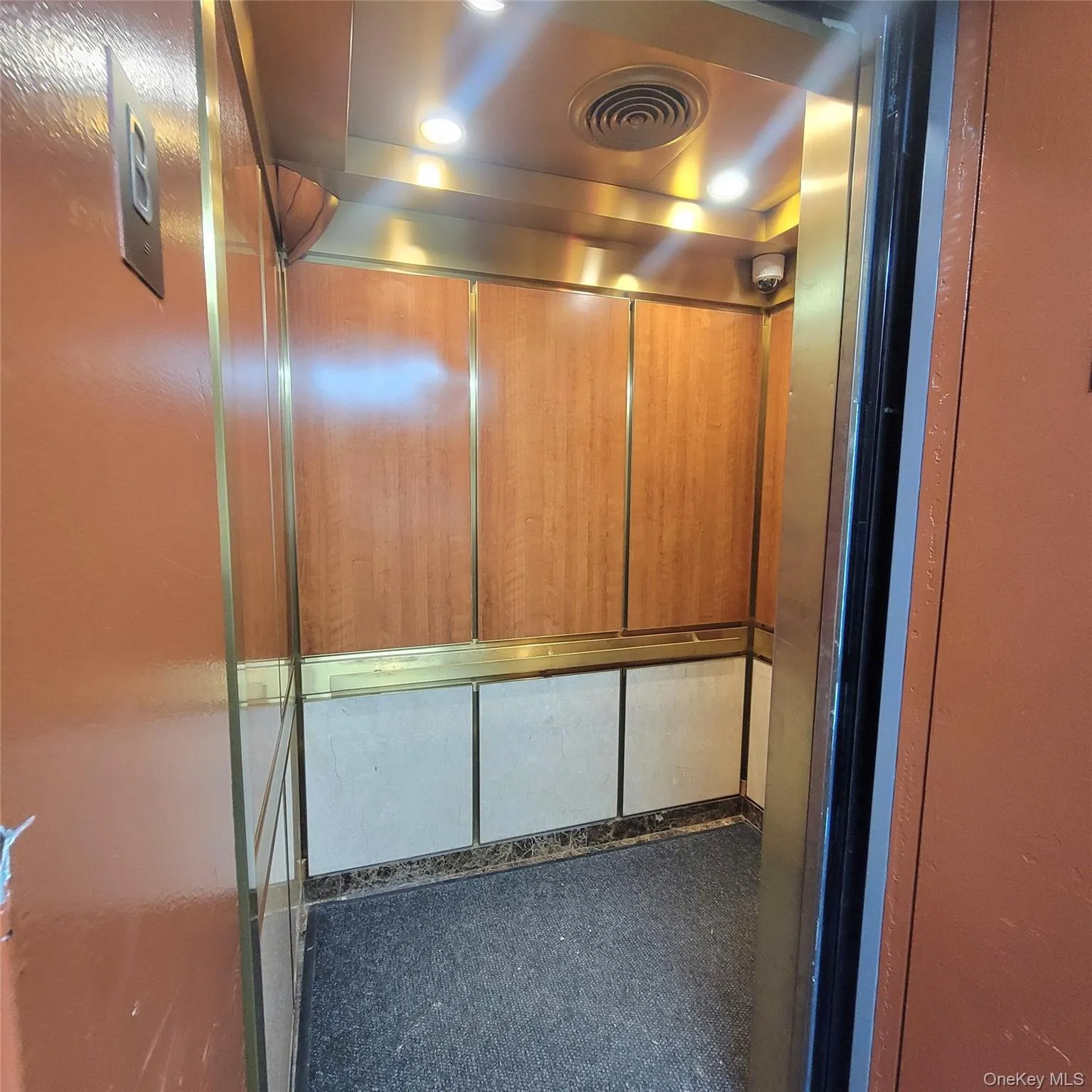 68-37 108th Street, New York, NY, 1 Bedroom Bedrooms, 3 Rooms Rooms,1 BathroomBathrooms,Residential,For Rent,108th,0,1038303 68-37 108th Street, New York, NY, 1 Bedroom Bedrooms, 3 Rooms Rooms,1 BathroomBathrooms,Residential,For Rent,108th,0,1038303