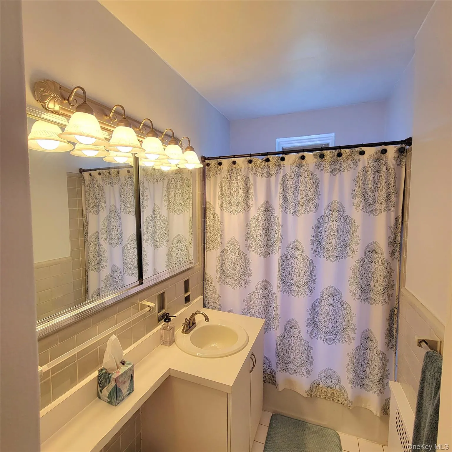 68-37 108th Street, New York, NY, 1 Bedroom Bedrooms, 3 Rooms Rooms,1 BathroomBathrooms,Residential,For Rent,108th,0,1038303 68-37 108th Street, New York, NY, 1 Bedroom Bedrooms, 3 Rooms Rooms,1 BathroomBathrooms,Residential,For Rent,108th,0,1038303