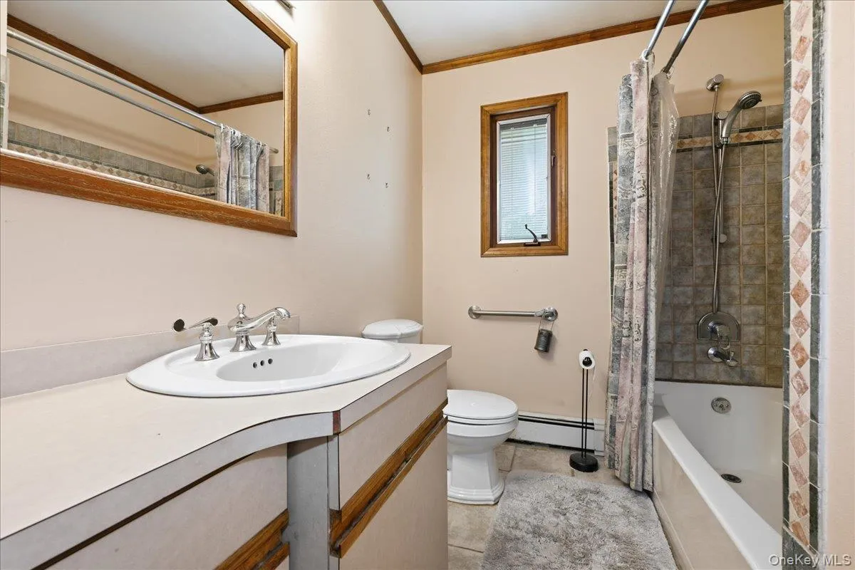 244 Neptune Avenue, Babylon, NY, 3 Bedrooms Bedrooms, 8 Rooms Rooms,2 BathroomsBathrooms,Residential,For Rent,Neptune,0,1038304 244 Neptune Avenue, Babylon, NY, 3 Bedrooms Bedrooms, 8 Rooms Rooms,2 BathroomsBathrooms,Residential,For Rent,Neptune,0,1038304