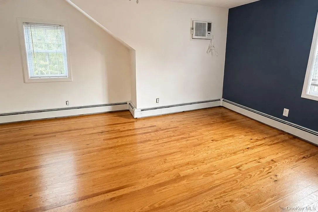 4 Brown Street, West Babylon, NY, 5 Bedrooms Bedrooms, 12 Rooms Rooms,4 BathroomsBathrooms,Residential,For Rent,Brown,0,1038308 4 Brown Street, West Babylon, NY, 5 Bedrooms Bedrooms, 12 Rooms Rooms,4 BathroomsBathrooms,Residential,For Rent,Brown,0,1038308