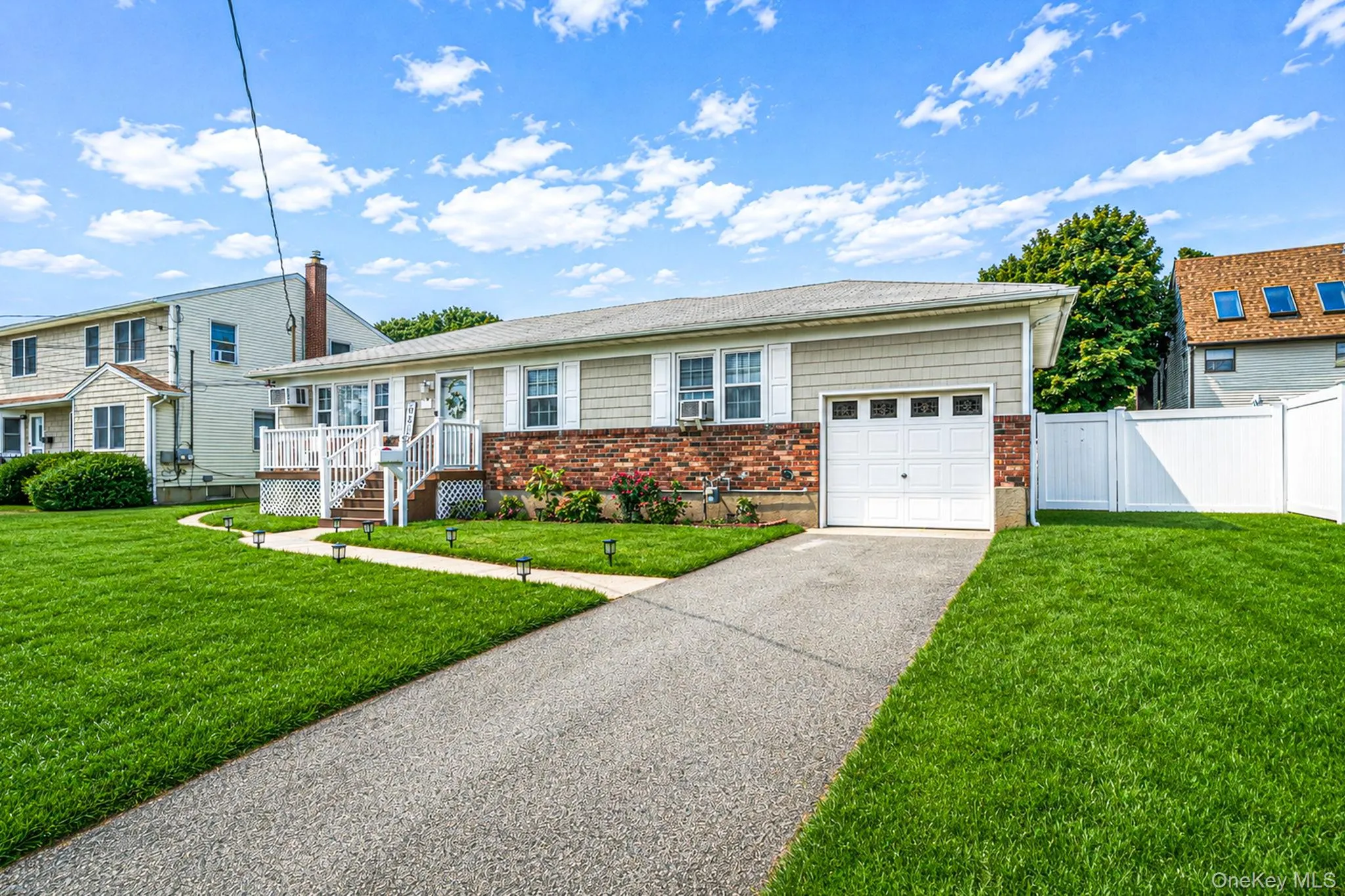 1028 Herzel Boulevard, West Babylon, NY, 3 Bedrooms Bedrooms, 6 Rooms Rooms,2 BathroomsBathrooms,Residential,For Rent,Herzel,0,1038309 1028 Herzel Boulevard, West Babylon, NY, 3 Bedrooms Bedrooms, 6 Rooms Rooms,2 BathroomsBathrooms,Residential,For Rent,Herzel,0,1038309