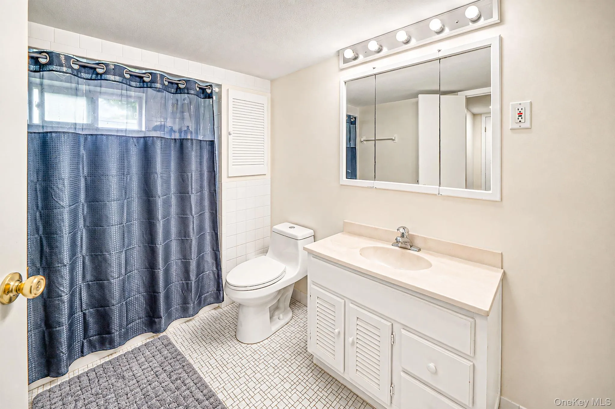 1028 Herzel Boulevard, West Babylon, NY, 3 Bedrooms Bedrooms, 6 Rooms Rooms,2 BathroomsBathrooms,Residential,For Rent,Herzel,0,1038309 1028 Herzel Boulevard, West Babylon, NY, 3 Bedrooms Bedrooms, 6 Rooms Rooms,2 BathroomsBathrooms,Residential,For Rent,Herzel,0,1038309