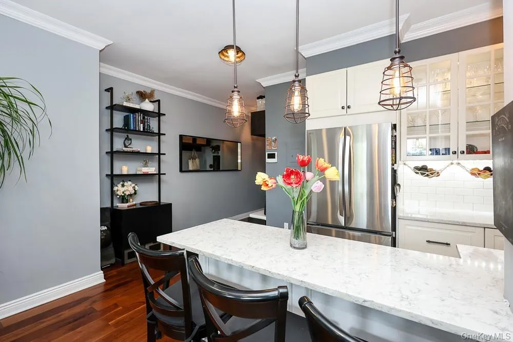 24-65 38th Street, New York, NY, 1 Bedroom Bedrooms, 3 Rooms Rooms,1 BathroomBathrooms,Residential,For Rent,38th,0,1038310 24-65 38th Street, New York, NY, 1 Bedroom Bedrooms, 3 Rooms Rooms,1 BathroomBathrooms,Residential,For Rent,38th,0,1038310