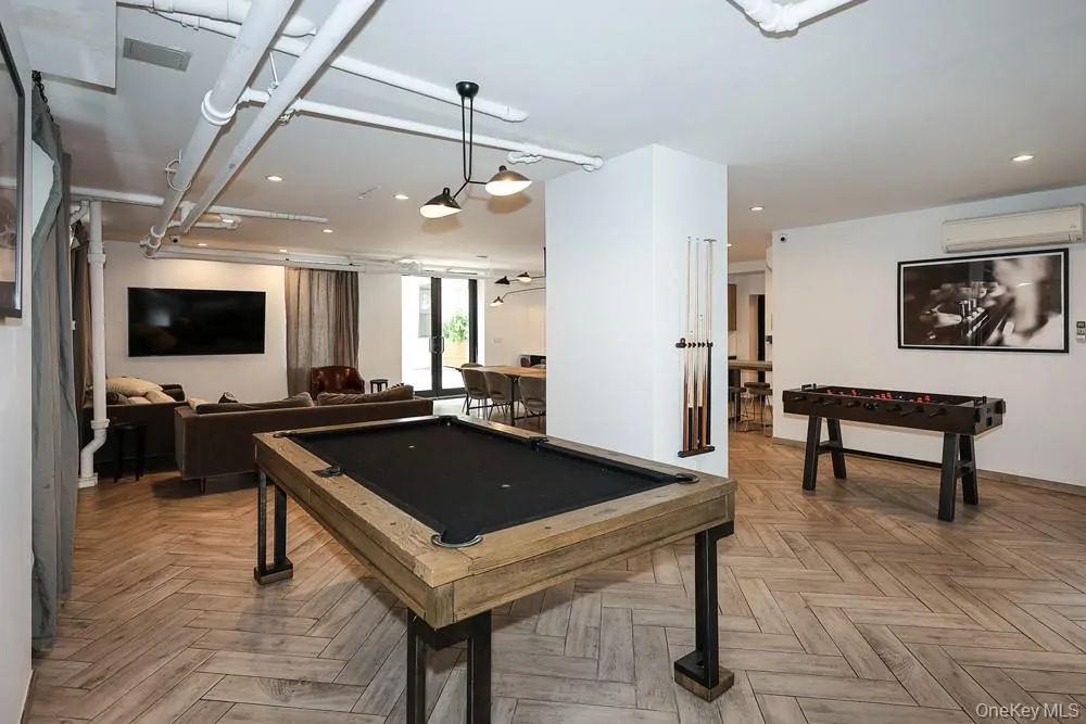 24-65 38th Street, New York, NY, 1 Bedroom Bedrooms, 3 Rooms Rooms,1 BathroomBathrooms,Residential,For Rent,38th,0,1038310 24-65 38th Street, New York, NY, 1 Bedroom Bedrooms, 3 Rooms Rooms,1 BathroomBathrooms,Residential,For Rent,38th,0,1038310