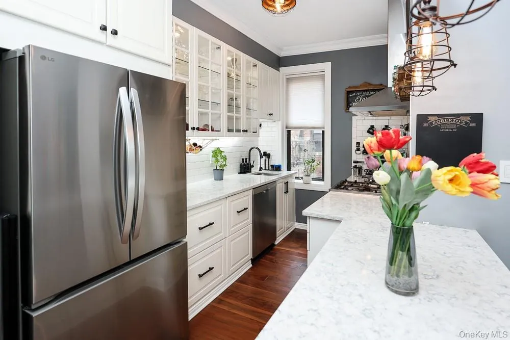 24-65 38th Street, New York, NY, 1 Bedroom Bedrooms, 3 Rooms Rooms,1 BathroomBathrooms,Residential,For Rent,38th,0,1038310 24-65 38th Street, New York, NY, 1 Bedroom Bedrooms, 3 Rooms Rooms,1 BathroomBathrooms,Residential,For Rent,38th,0,1038310