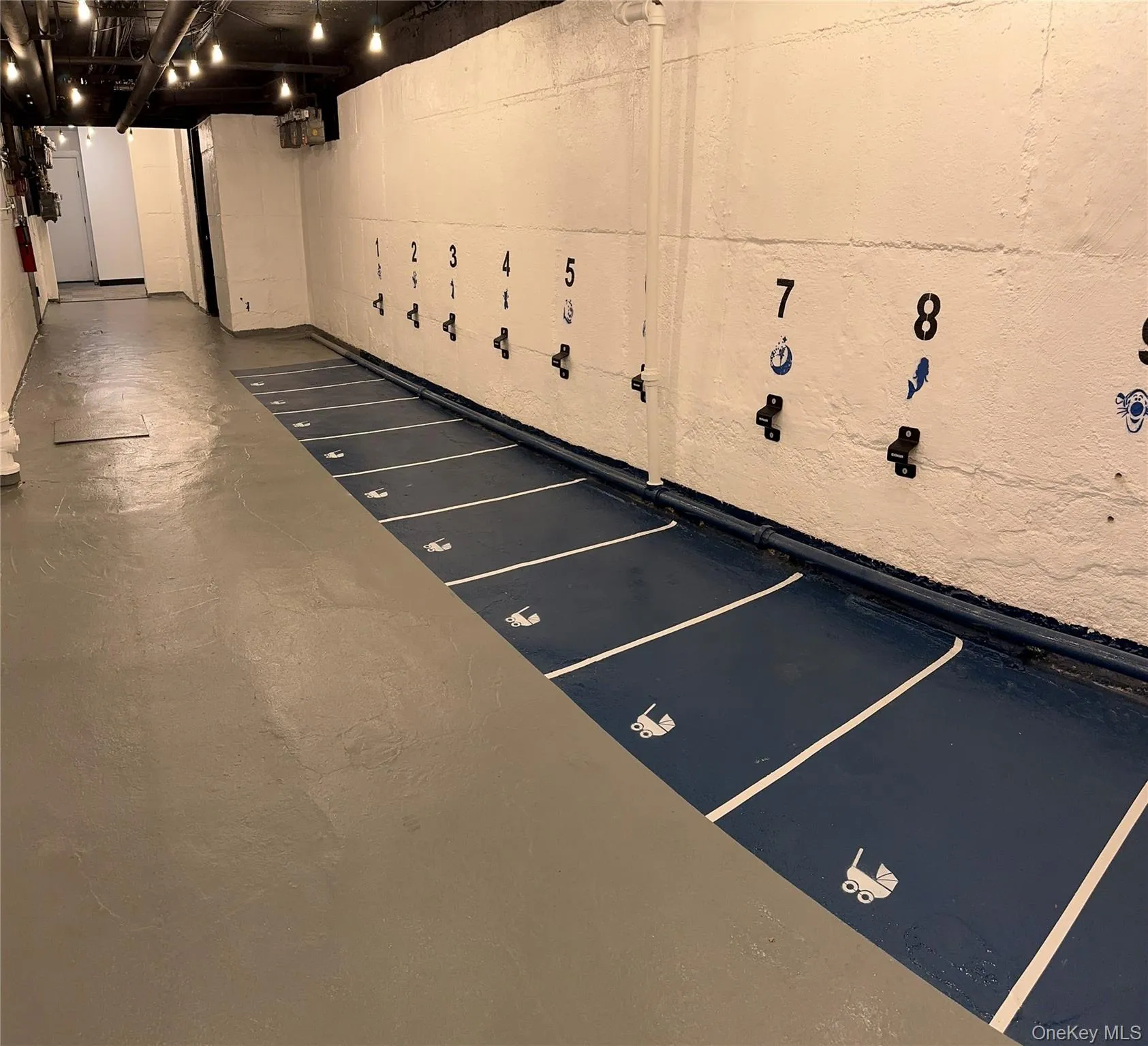 24-65 38th Street, New York, NY, 1 Bedroom Bedrooms, 3 Rooms Rooms,1 BathroomBathrooms,Residential,For Rent,38th,0,1038310 24-65 38th Street, New York, NY, 1 Bedroom Bedrooms, 3 Rooms Rooms,1 BathroomBathrooms,Residential,For Rent,38th,0,1038310