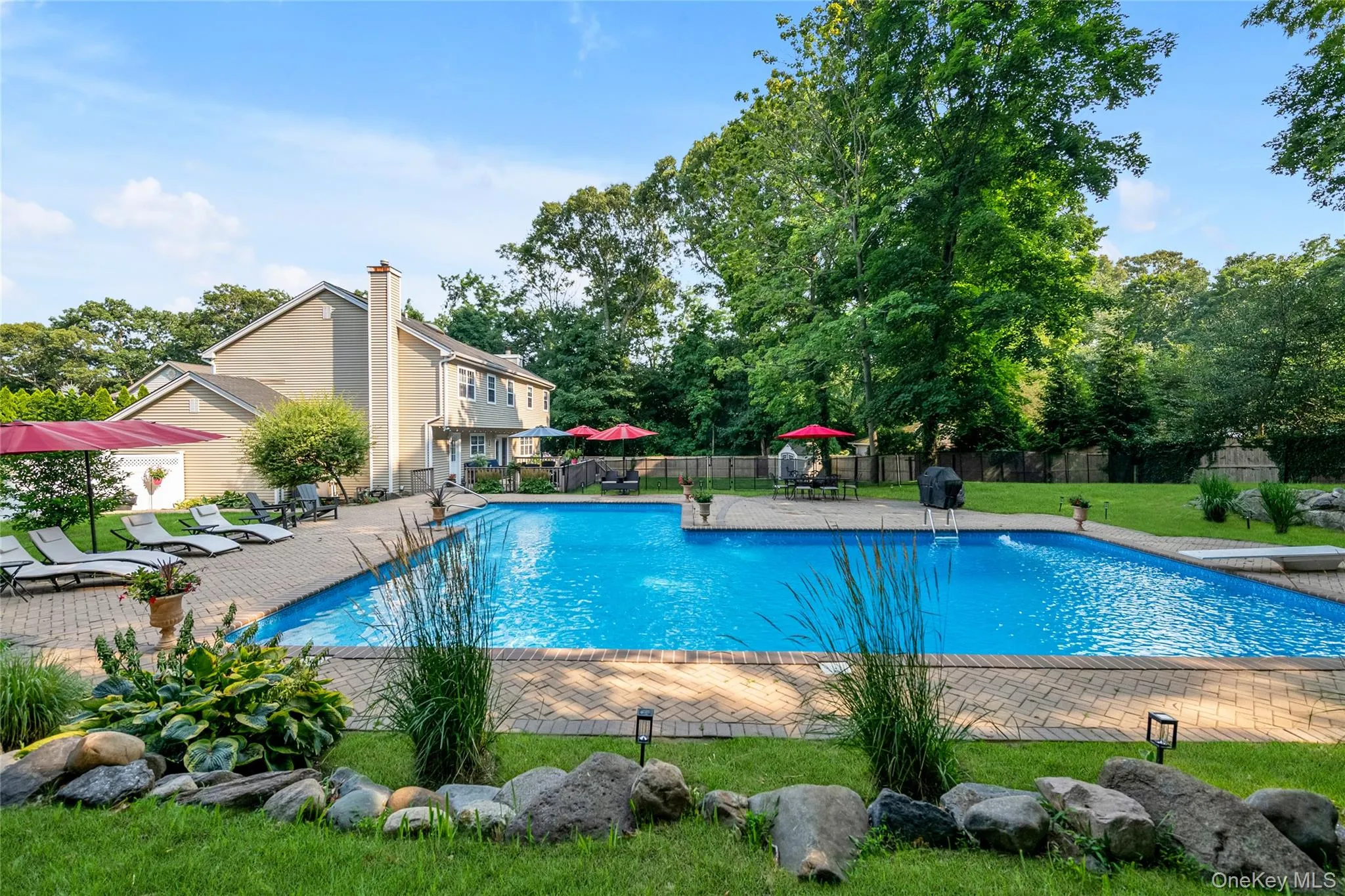 43 Barrow Court, Huntington, NY, 4 Bedrooms Bedrooms, 10 Rooms Rooms,2 BathroomsBathrooms,Residential,For Rent,Barrow,0,1038312 43 Barrow Court, Huntington, NY, 4 Bedrooms Bedrooms, 10 Rooms Rooms,2 BathroomsBathrooms,Residential,For Rent,Barrow,0,1038312