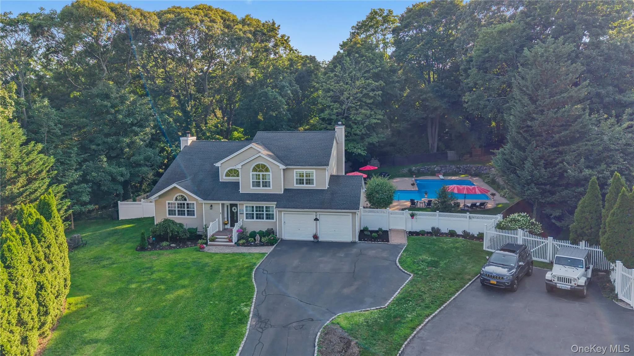 43 Barrow Court, Huntington, NY, 4 Bedrooms Bedrooms, 10 Rooms Rooms,2 BathroomsBathrooms,Residential,For Rent,Barrow,0,1038312 43 Barrow Court, Huntington, NY, 4 Bedrooms Bedrooms, 10 Rooms Rooms,2 BathroomsBathrooms,Residential,For Rent,Barrow,0,1038312